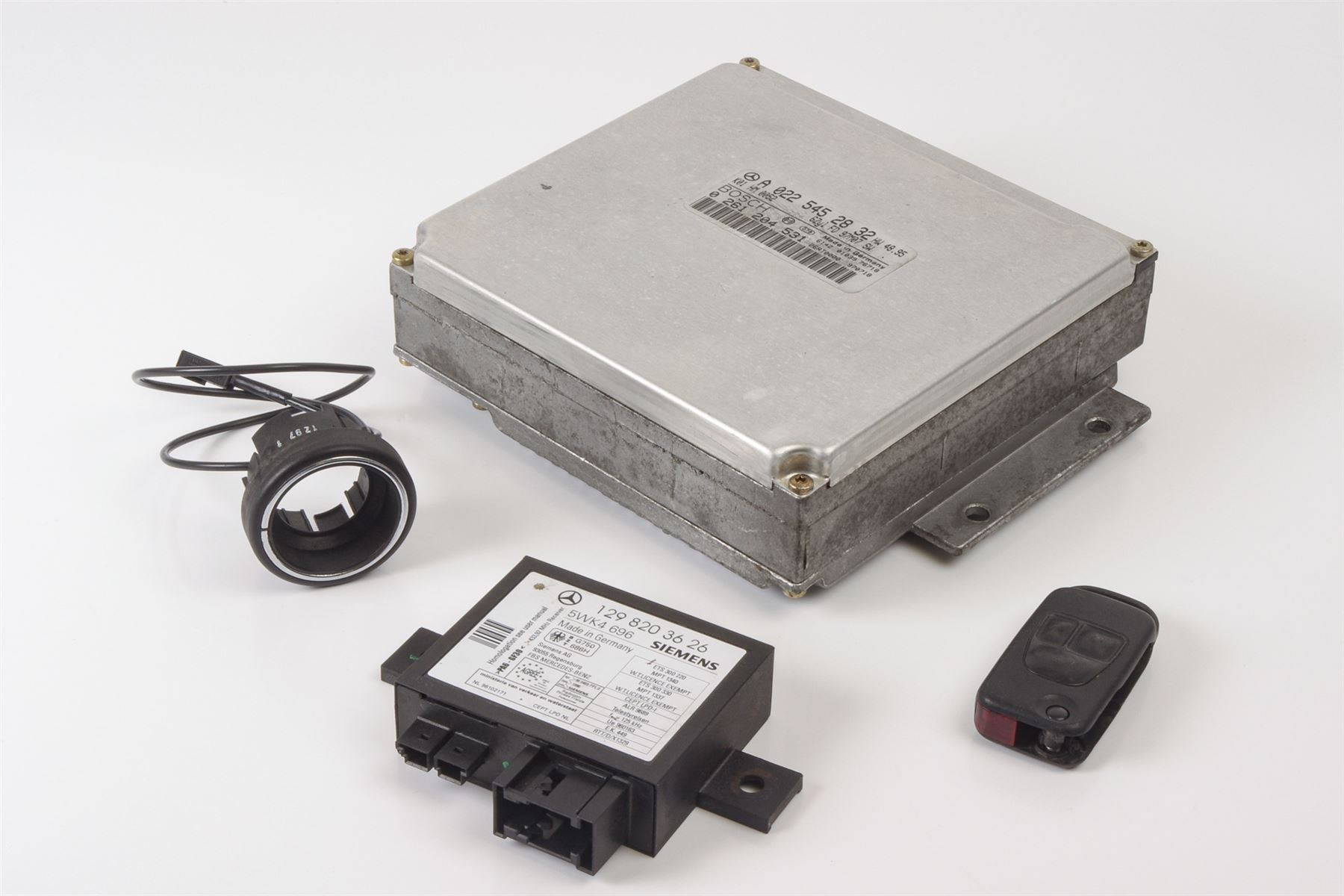 Mercedes 0225452832 Engine ECU Key Fob Coded Set | R129 SL W140 V140 S