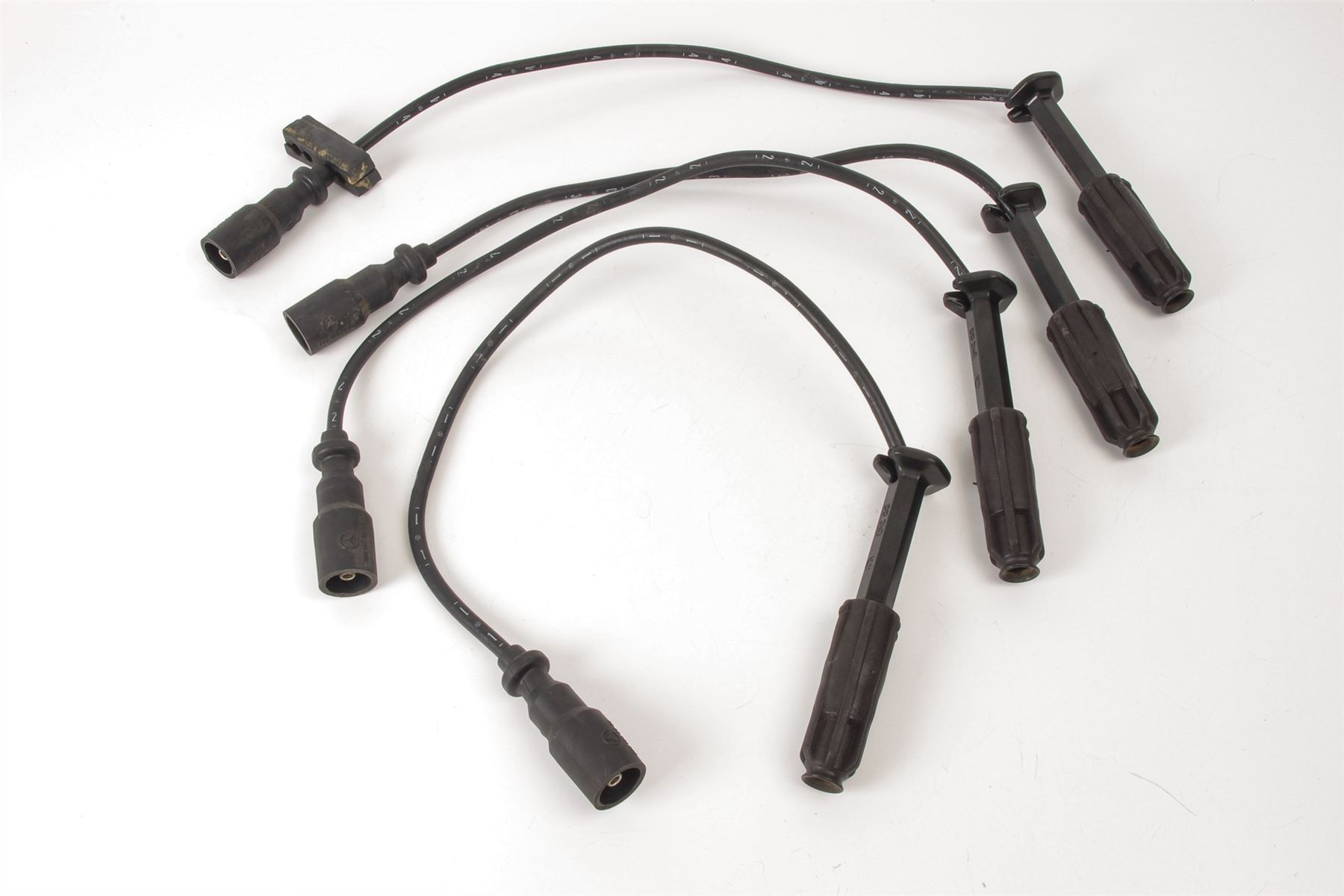 Mercedes 0001567110 Ignition Lead Set x4 | W124 W210 E R129 SL W140 S R170...