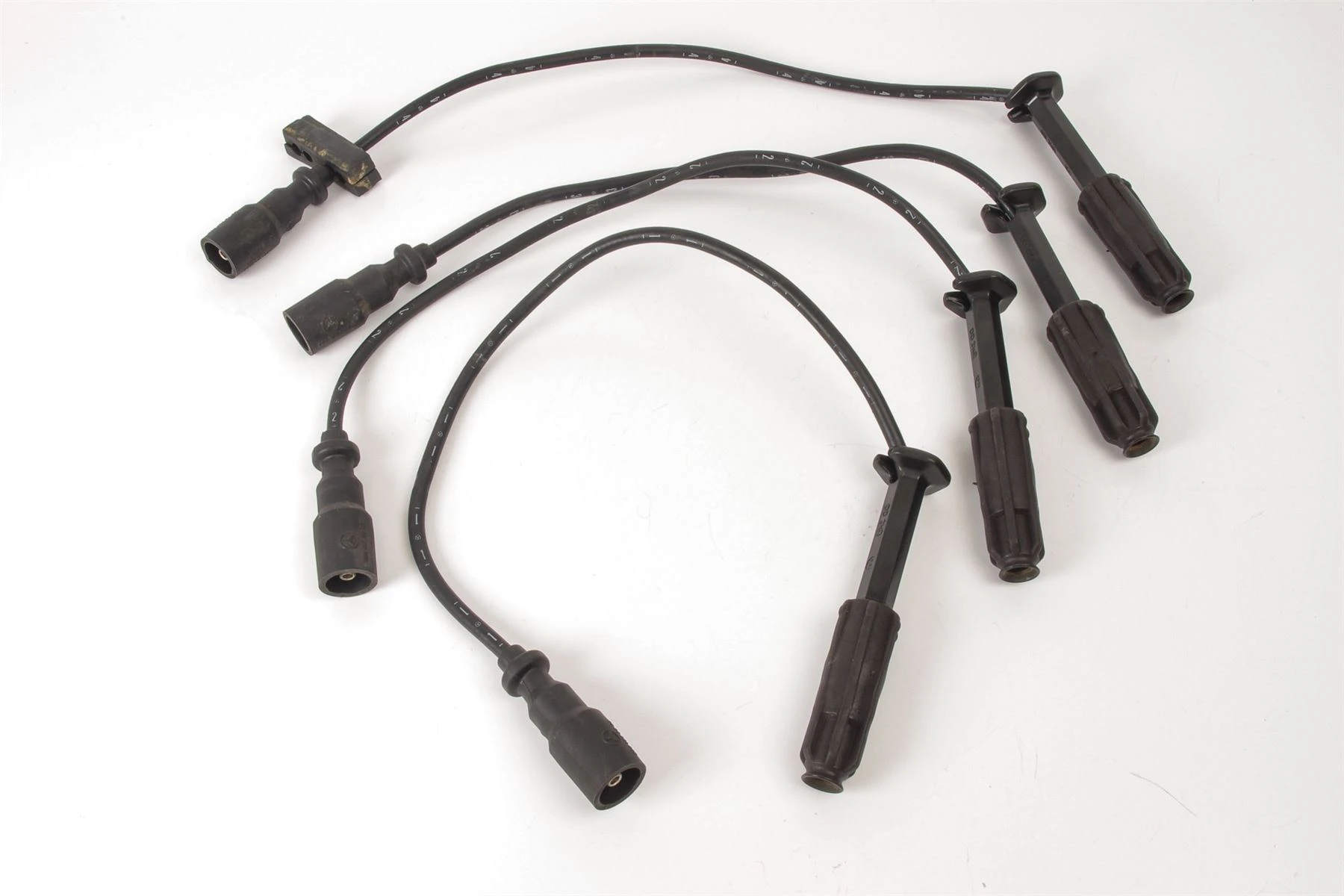 Mercedes 0001567110 Ignition Lead Set x4 | W124 W210 E R129 SL W140 S R170...