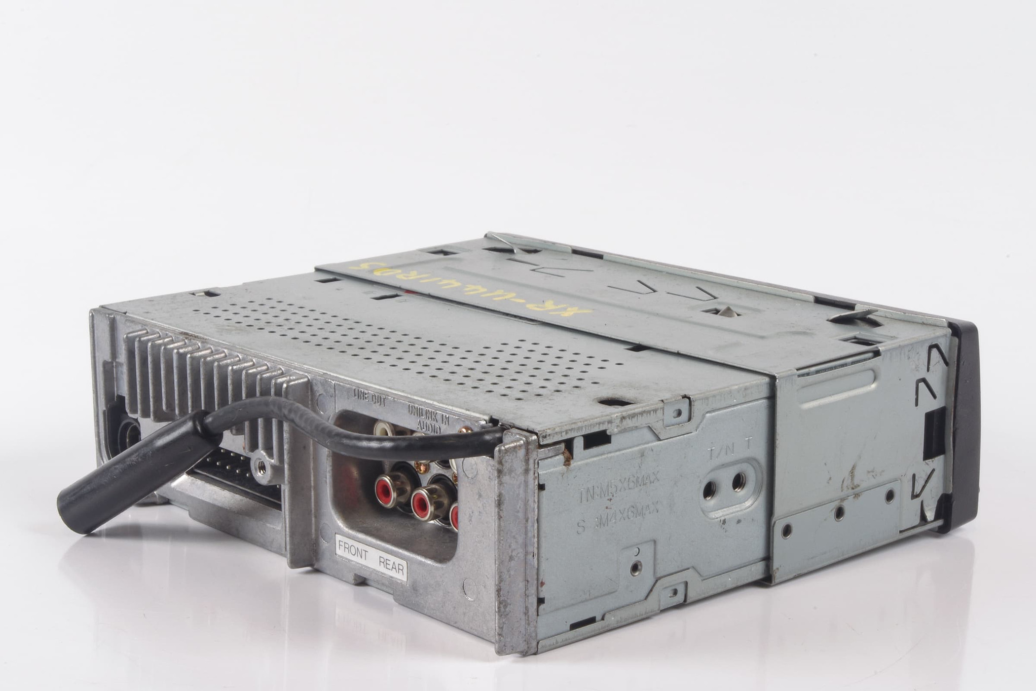 Mercedes 0038200000 Head Unit - Sony XR-U441RDS