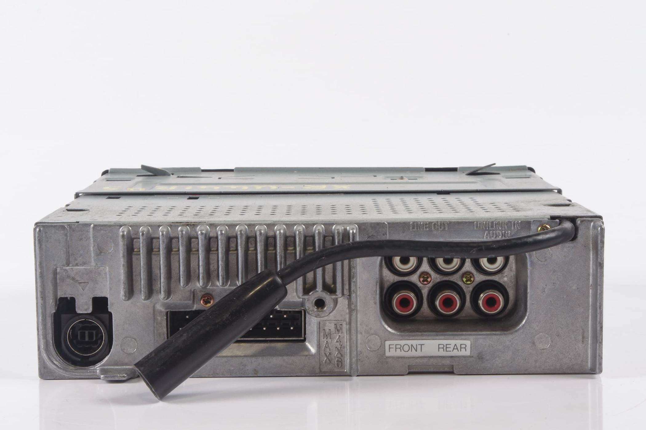 Mercedes 0038200000 Head Unit - Sony XR-U441RDS