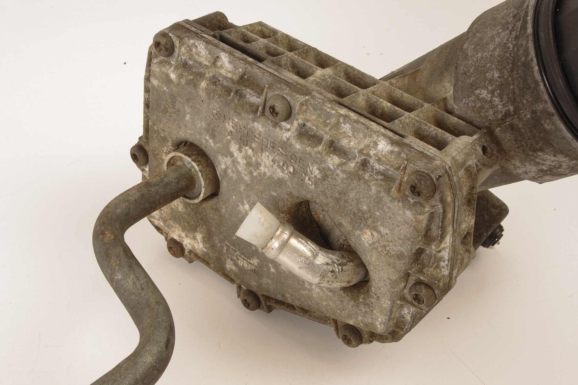 Mercedes 1041840095 Oil Filter Housing | W124 W210 E R129 SL W140 S W202 C...