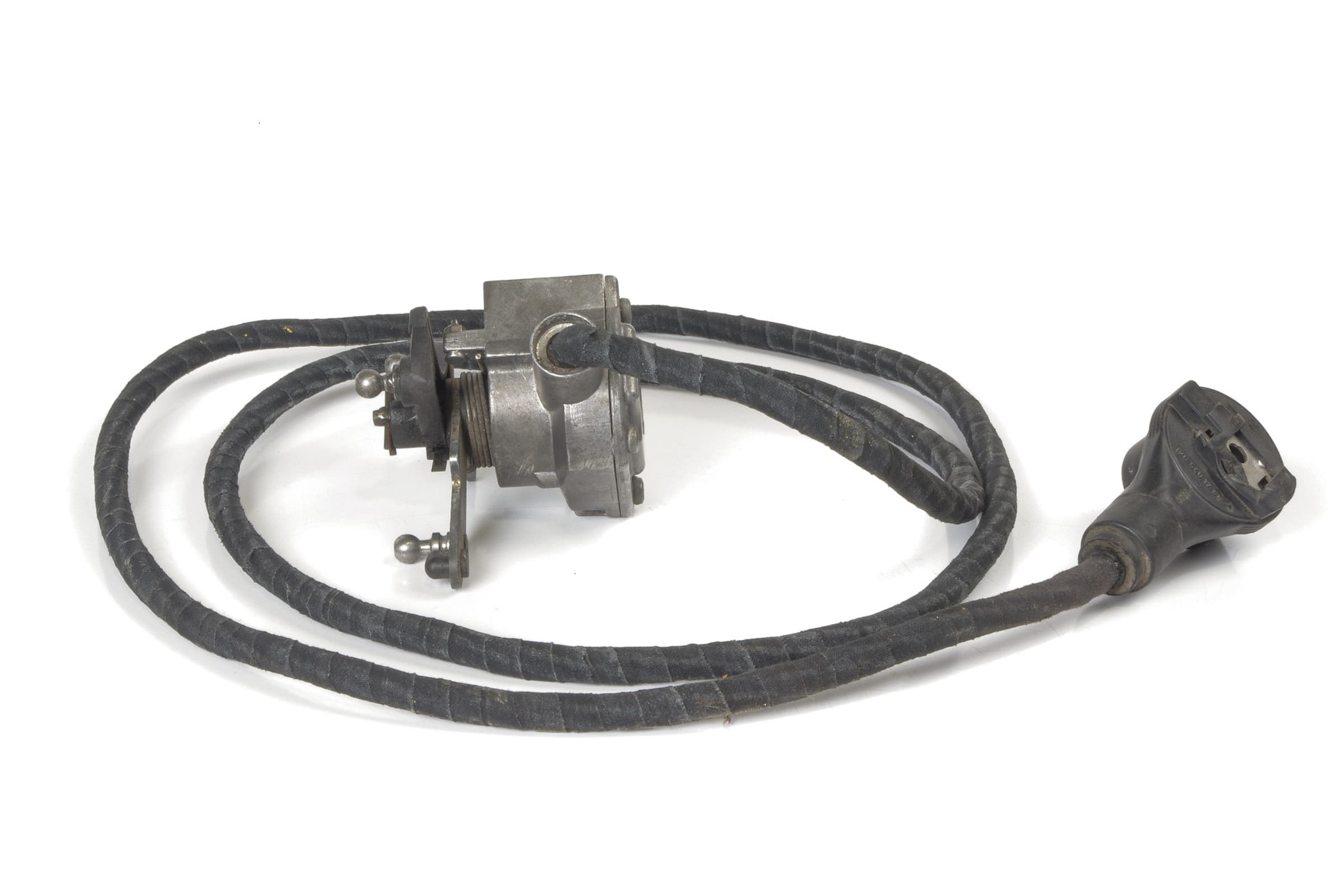 Mercedes 0005401217 ASR Actuator | R129 SL