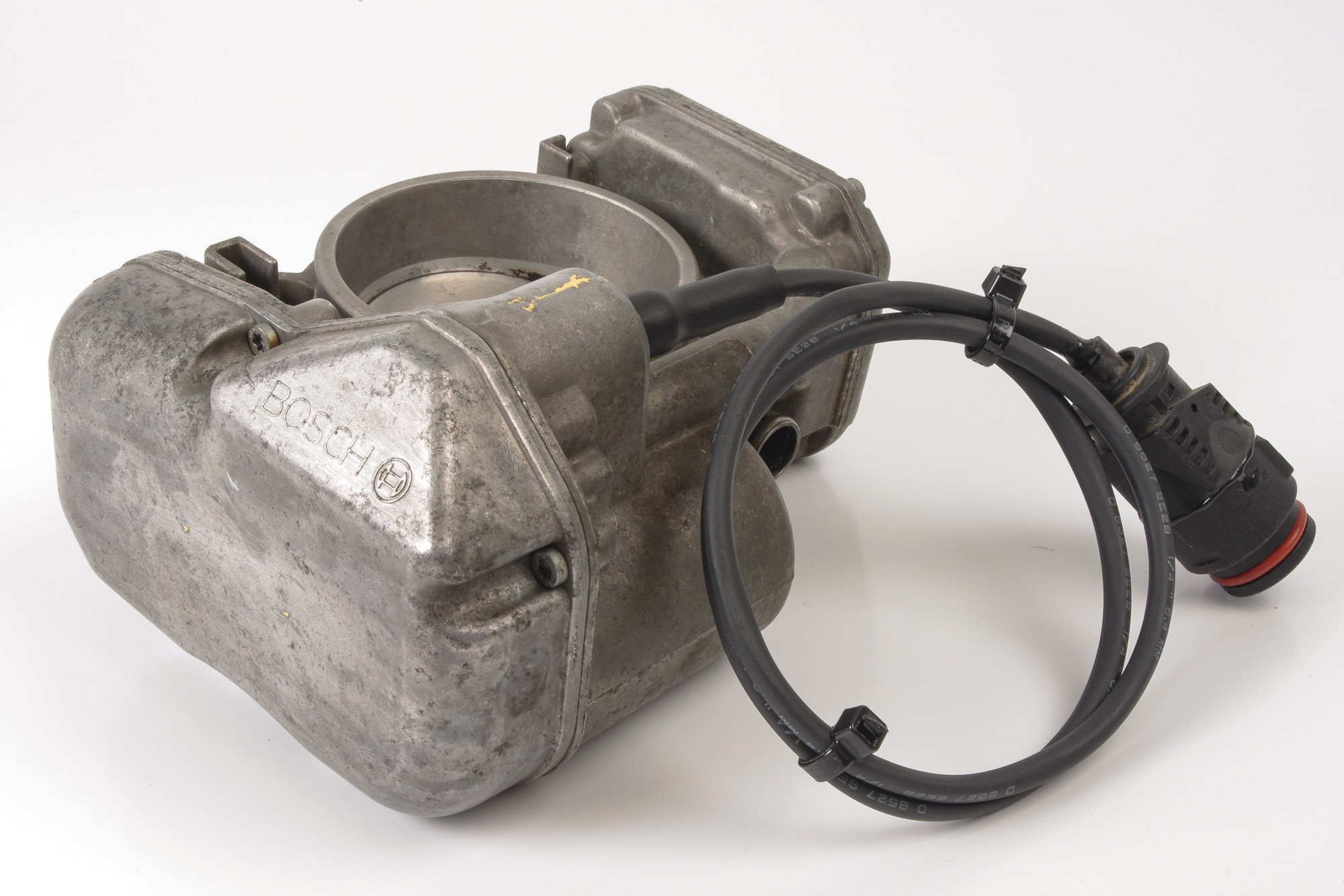 Mercedes 0001418825 Throttle Body | W140 V140 C140 S