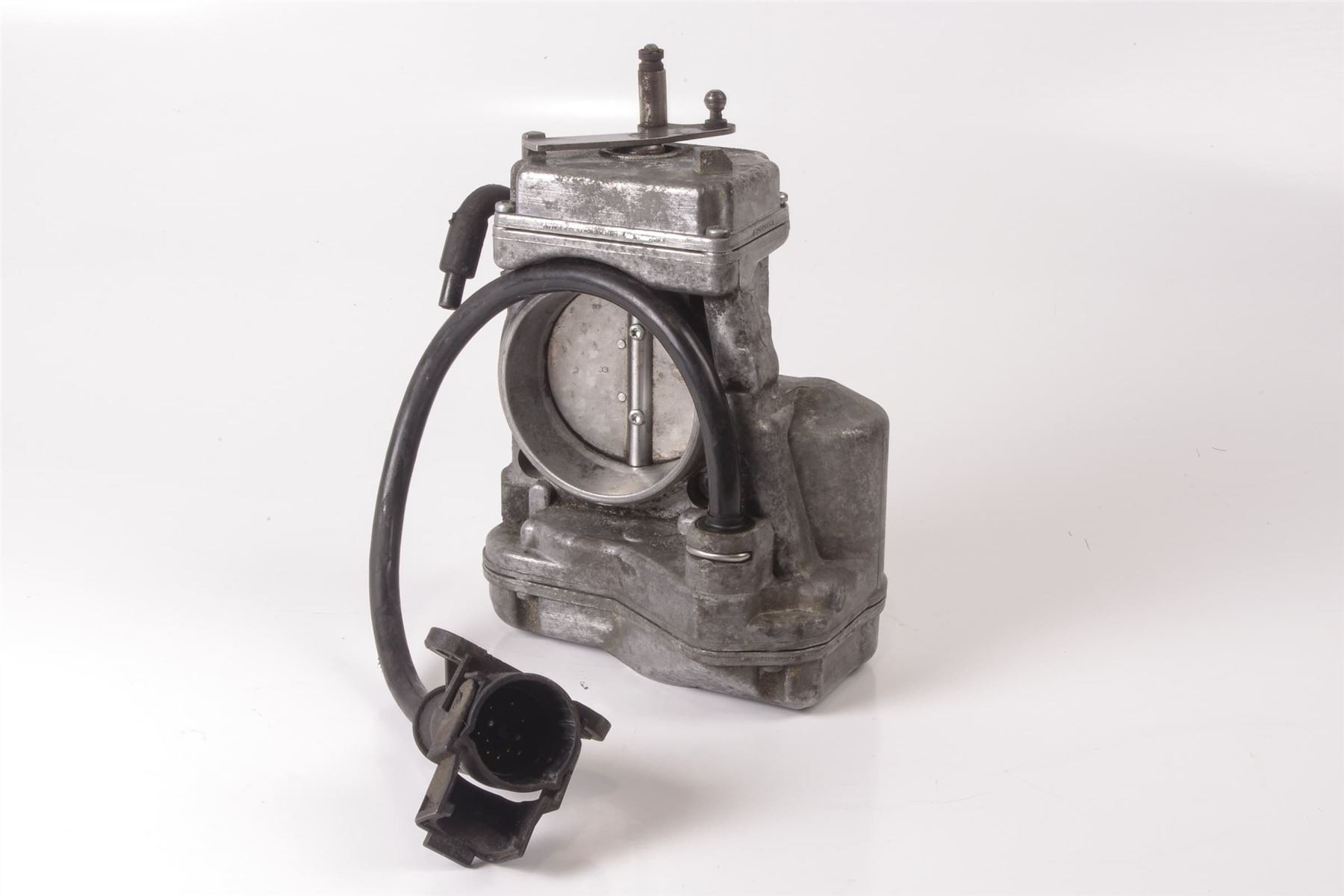 Mercedes 0001415725 Throttle Body | W124 W210 E R129 SL W140 S W202 C W463 G