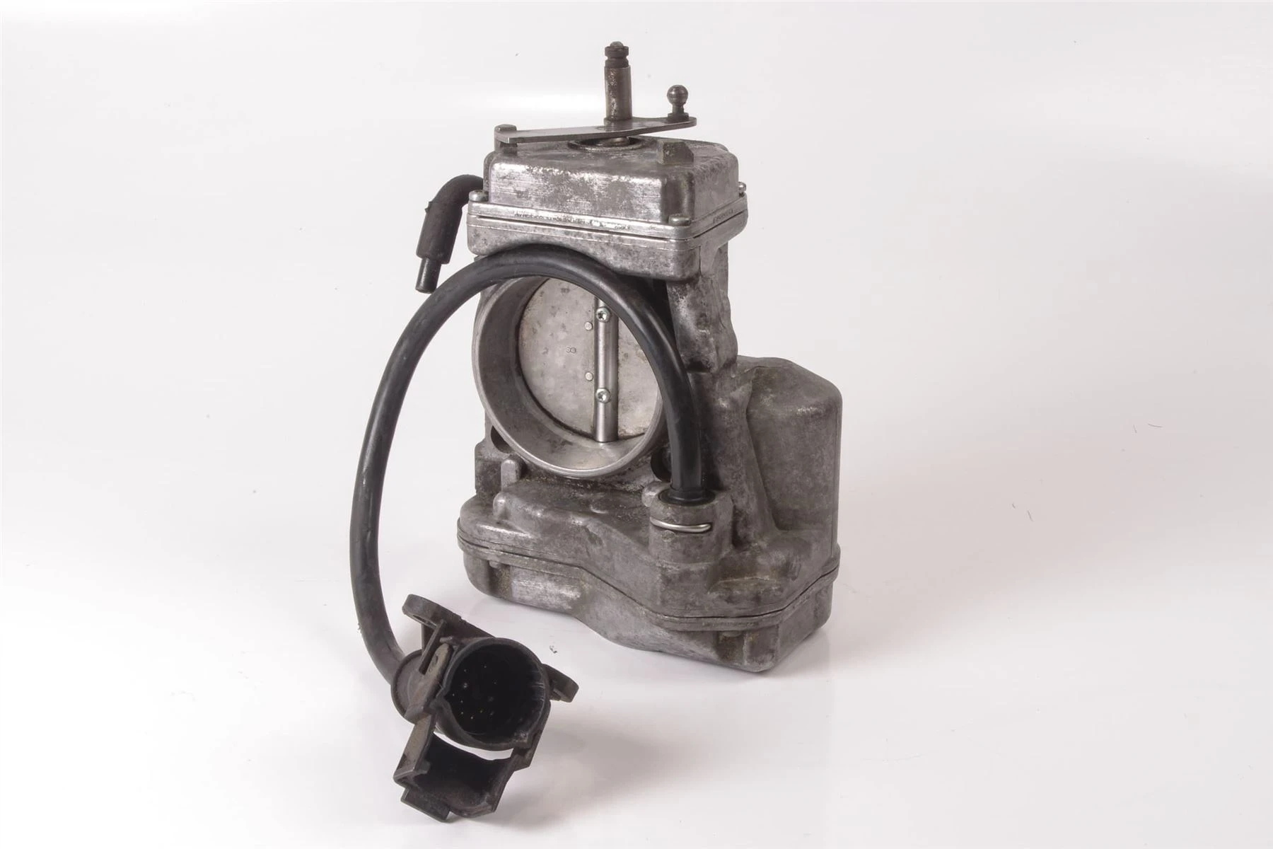 Mercedes 0001415725 Throttle Body | W124 W210 E R129 SL W140 S W202 C W463 G