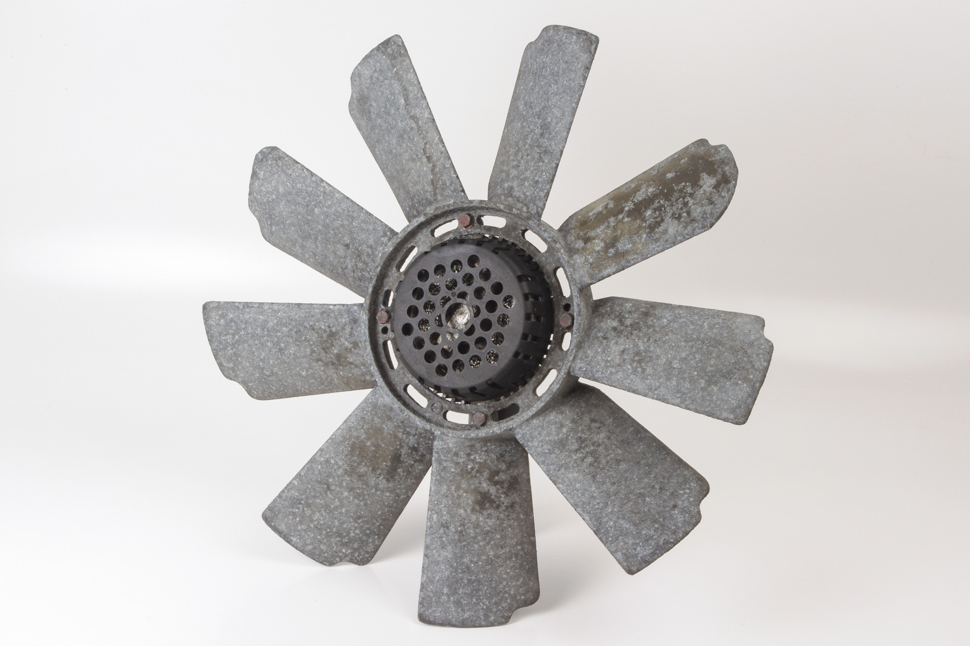 Mercedes 1162051906 Viscous Fan & Clutch | C107 R107 SL W116 W126 S W463 G