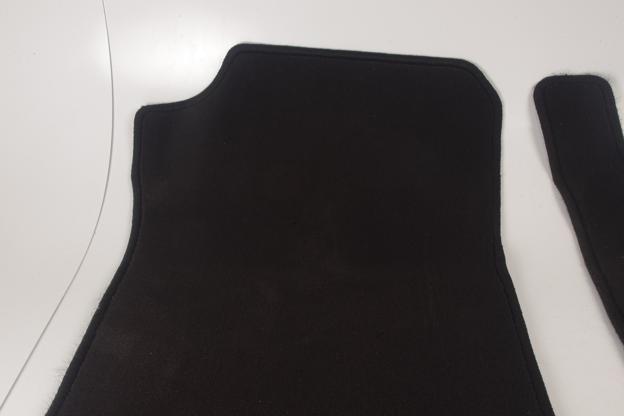 Mercedes 1296803540 Floor Mat Set x2 - Front Black | R129 SL