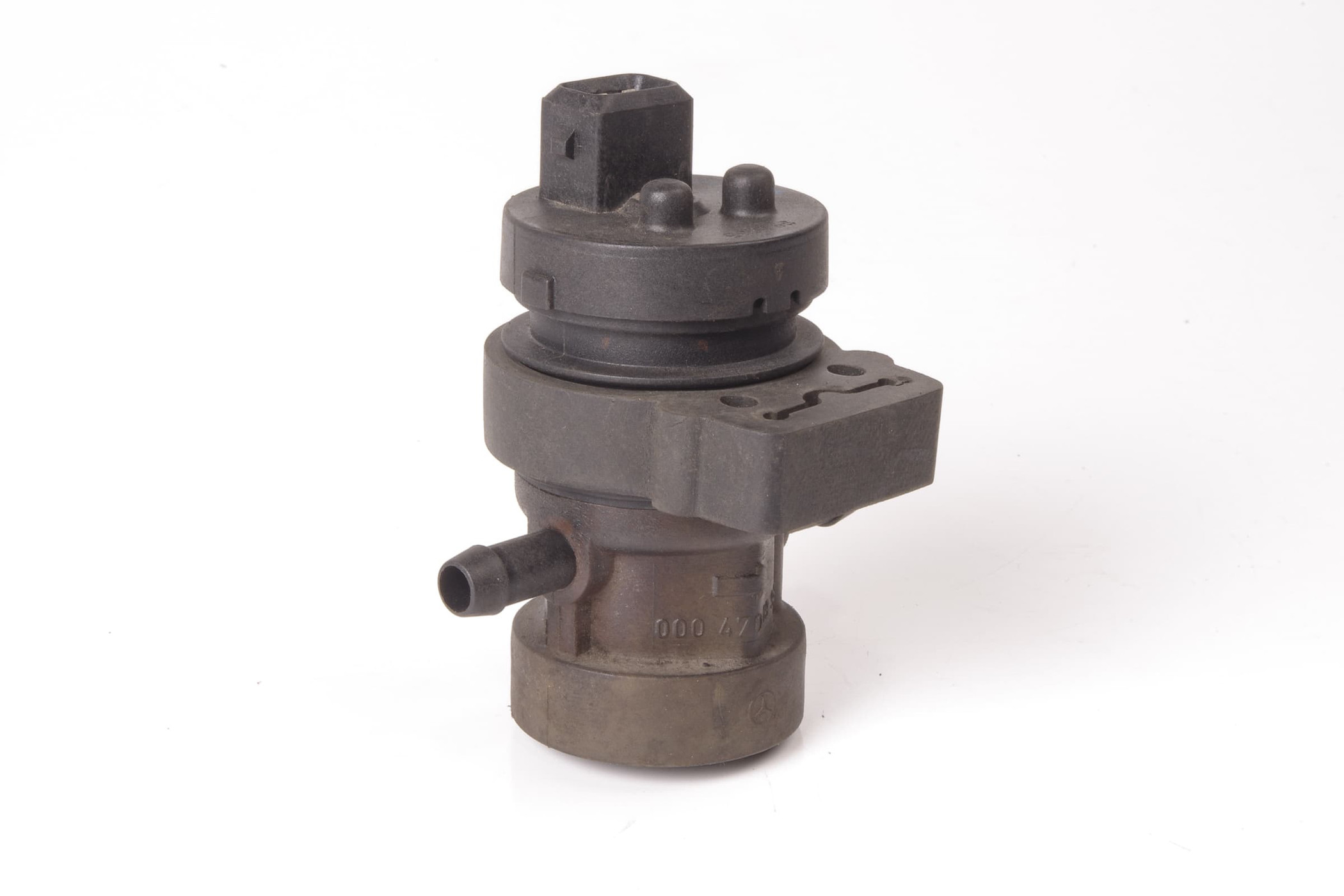 Mercedes 0004701993 Purge Valve | R129 SL W140 S R170 SLK W202 C C208 A208...