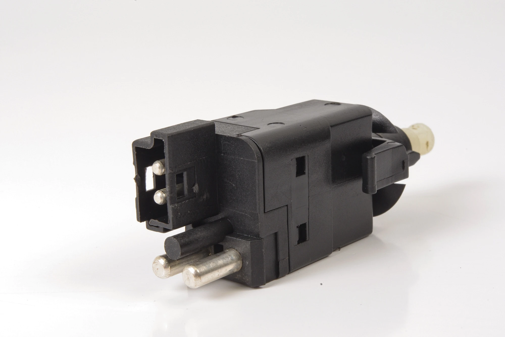 Mercedes 0005459909 Brake Light Switch | W124 E R129 SL W140 S W201 W202 C...