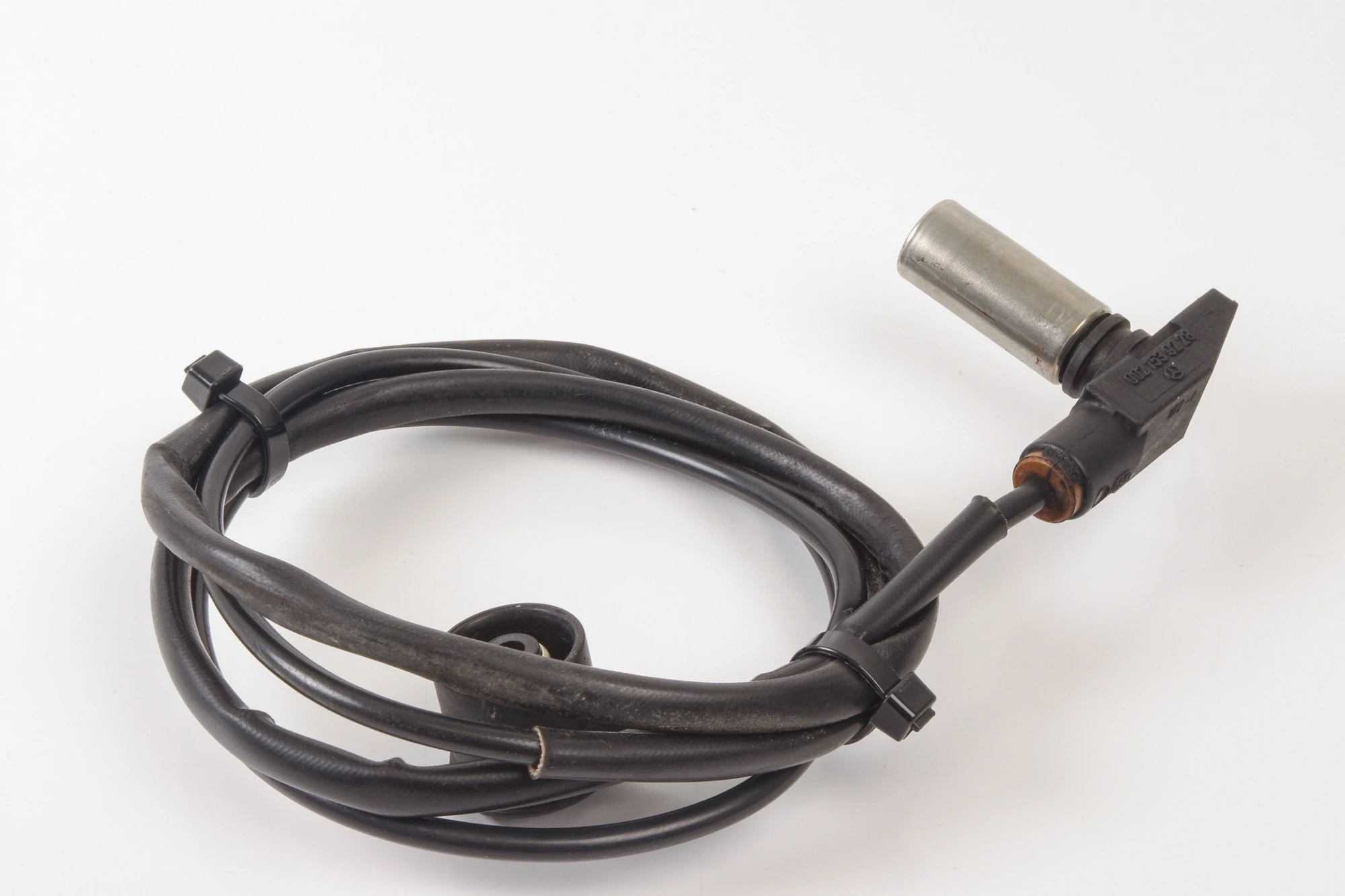 Mercedes 0021539228 Crankshaft Position Sensor | W124 E R129 SL W140 S W460...