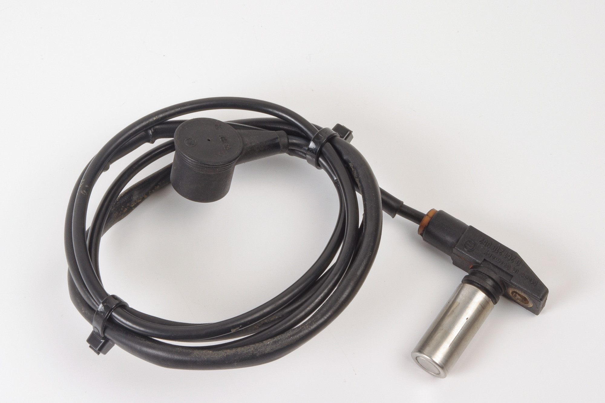 Mercedes 0021539228 Crankshaft Position Sensor | W124 E R129 SL W140 S W460...