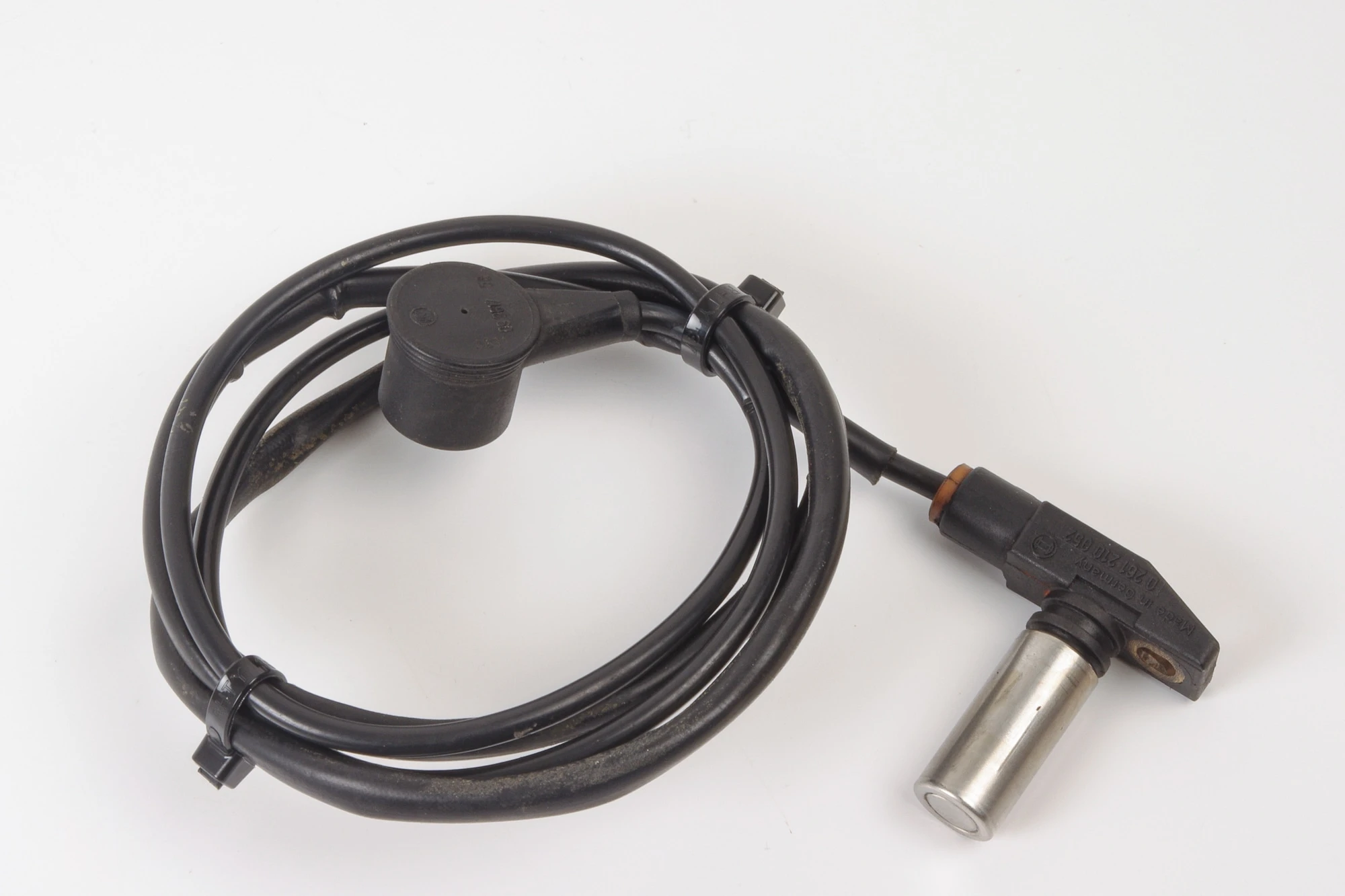 Mercedes 0021539228 Crankshaft Position Sensor | W124 E R129 SL W140 S W460...