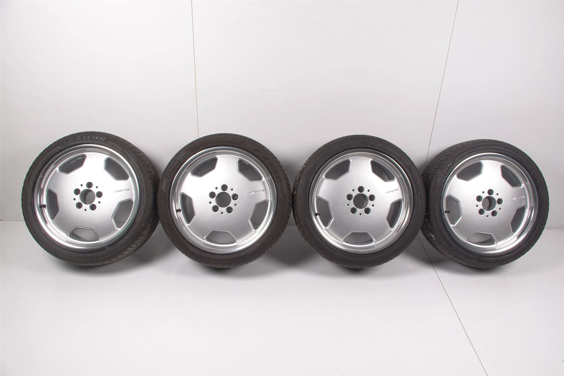 Mercedes 1294010102 AMG Alloy Wheel x4 (Refurb.) | R129 SL W201 C