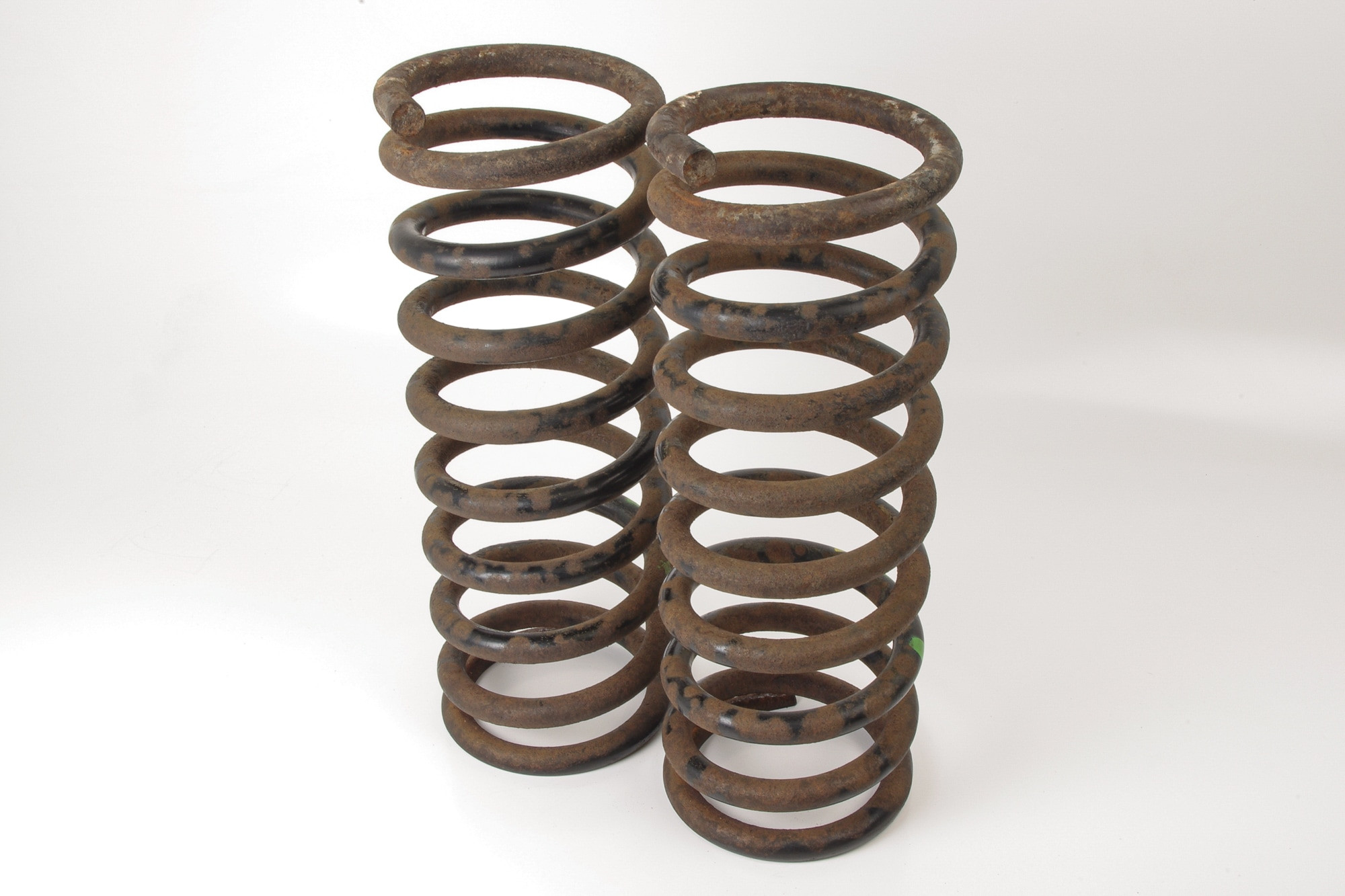 Mercedes 1163241004 Suspension Coil Spring x2 - Rear | C107 R107 SL W114 W115...