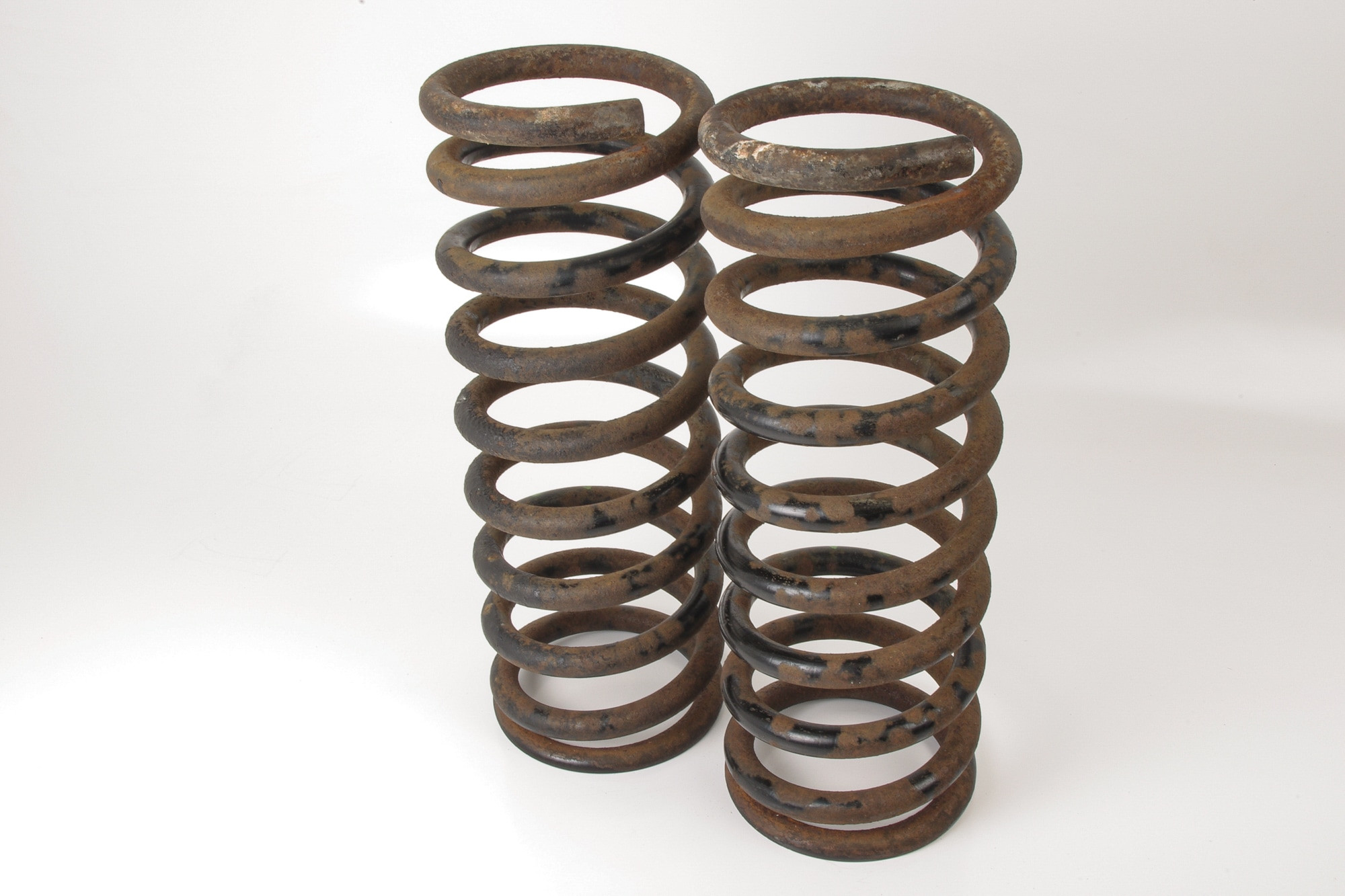 Mercedes 1163241004 Suspension Coil Spring x2 - Rear | C107 R107 SL W114 W115...