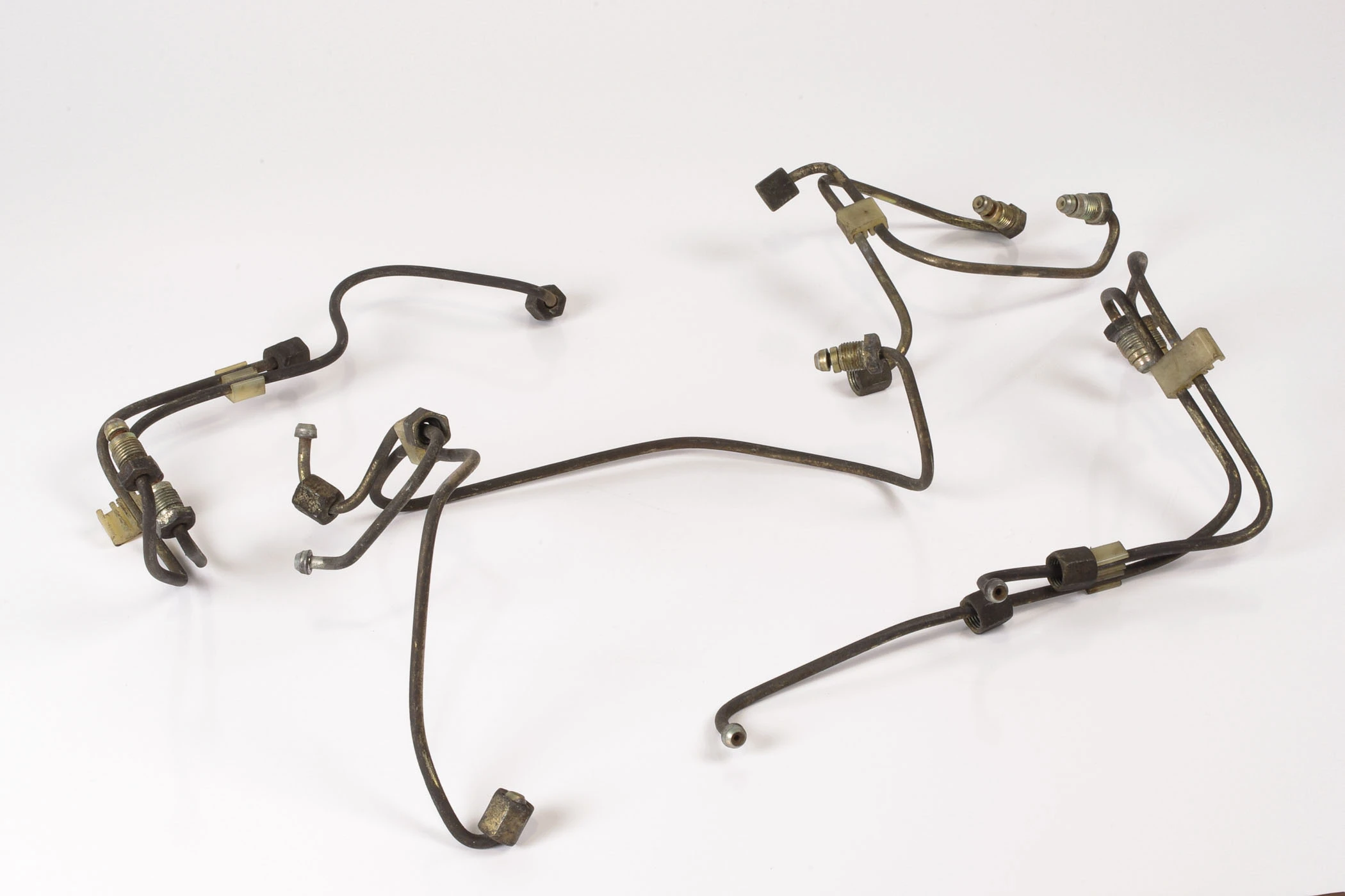 Mercedes 1190701132 Fuel Line Set x8 | R129 SL