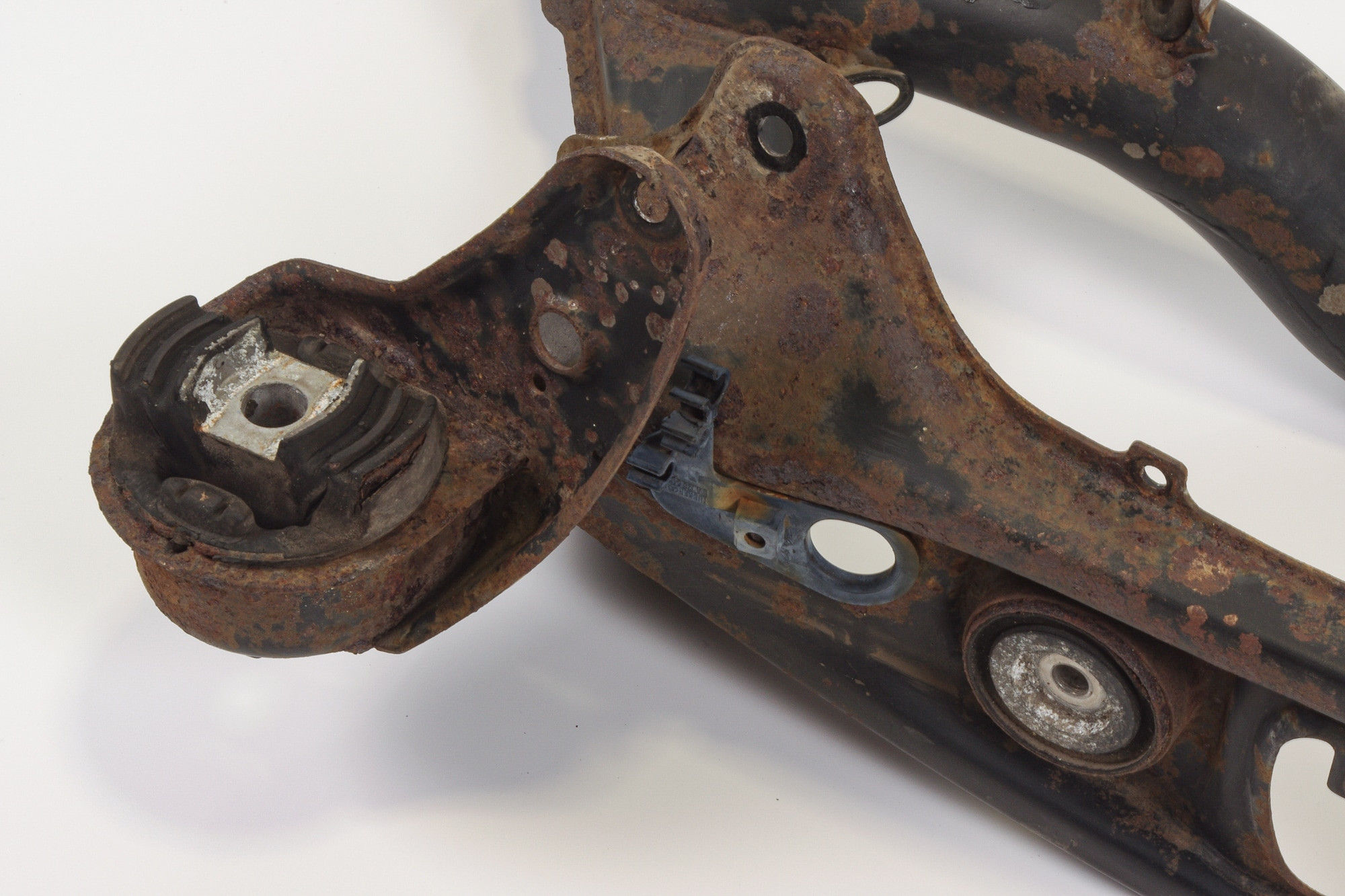 Mercedes 1293501508 Subframe - Rear | R129 SL