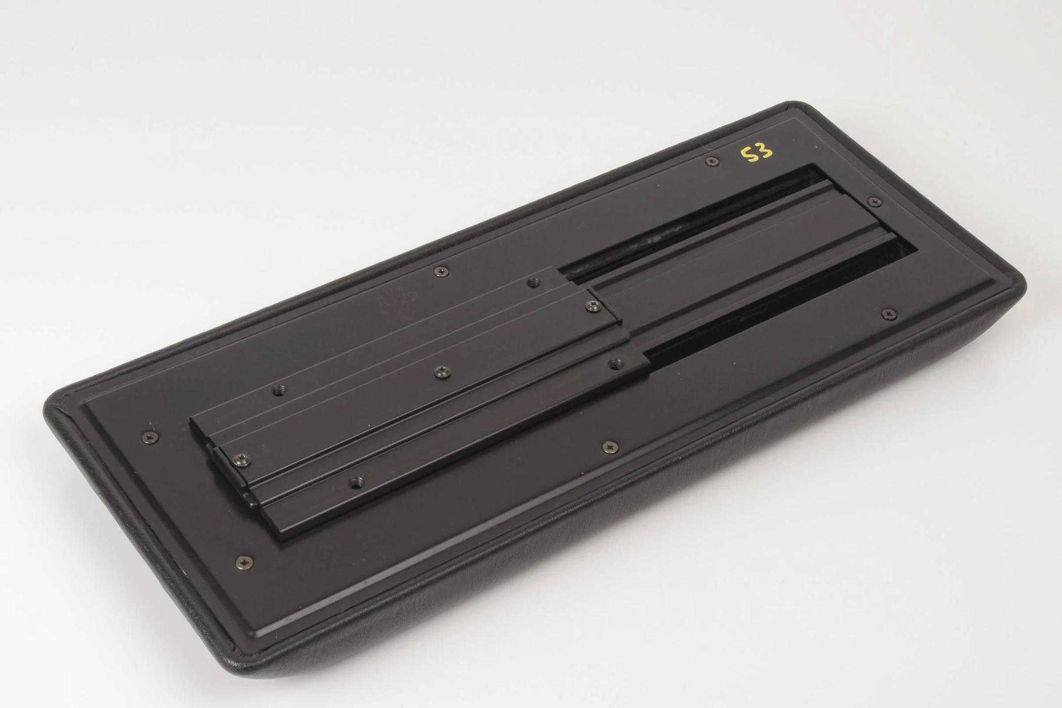 Mercedes 1296800639 Centre Console Armrest Lid - Black | R129 SL