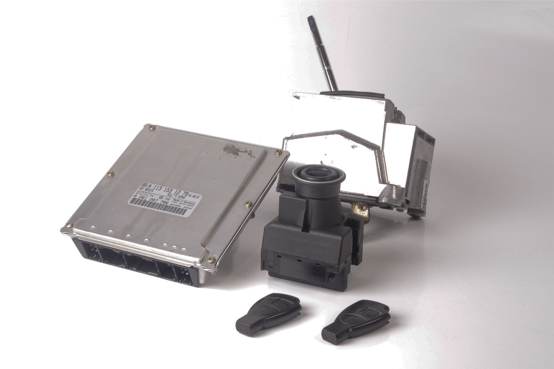 Mercedes 1131531279 Engine ECU Selector Key Fob Coded Set x2 | W163 M C208...