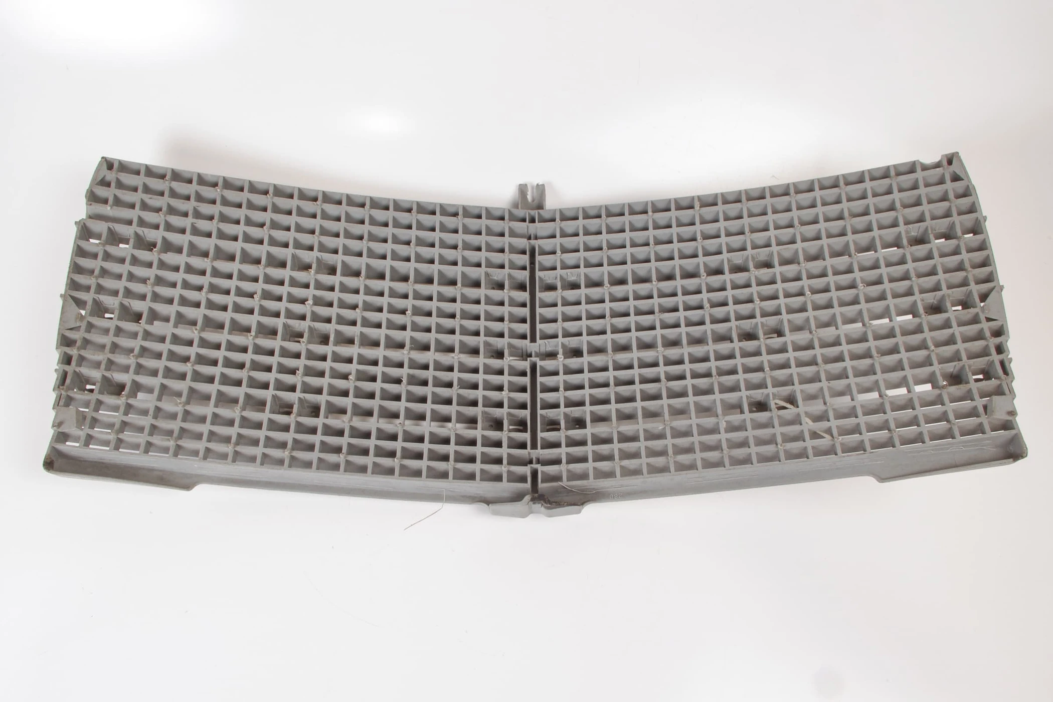 Mercedes 1268880423 Bonnet Grille - Front | W126 V126 S
