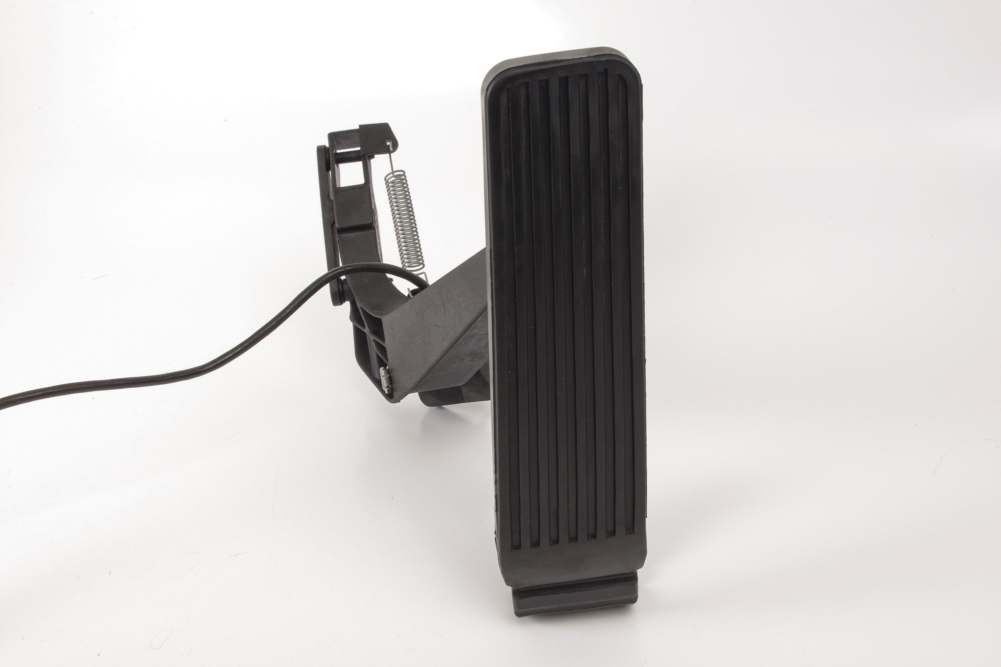 Mercedes 1293000004 Throttle Pedal | R129 SL W140 S R170 SLK W202 C C208 CLK...