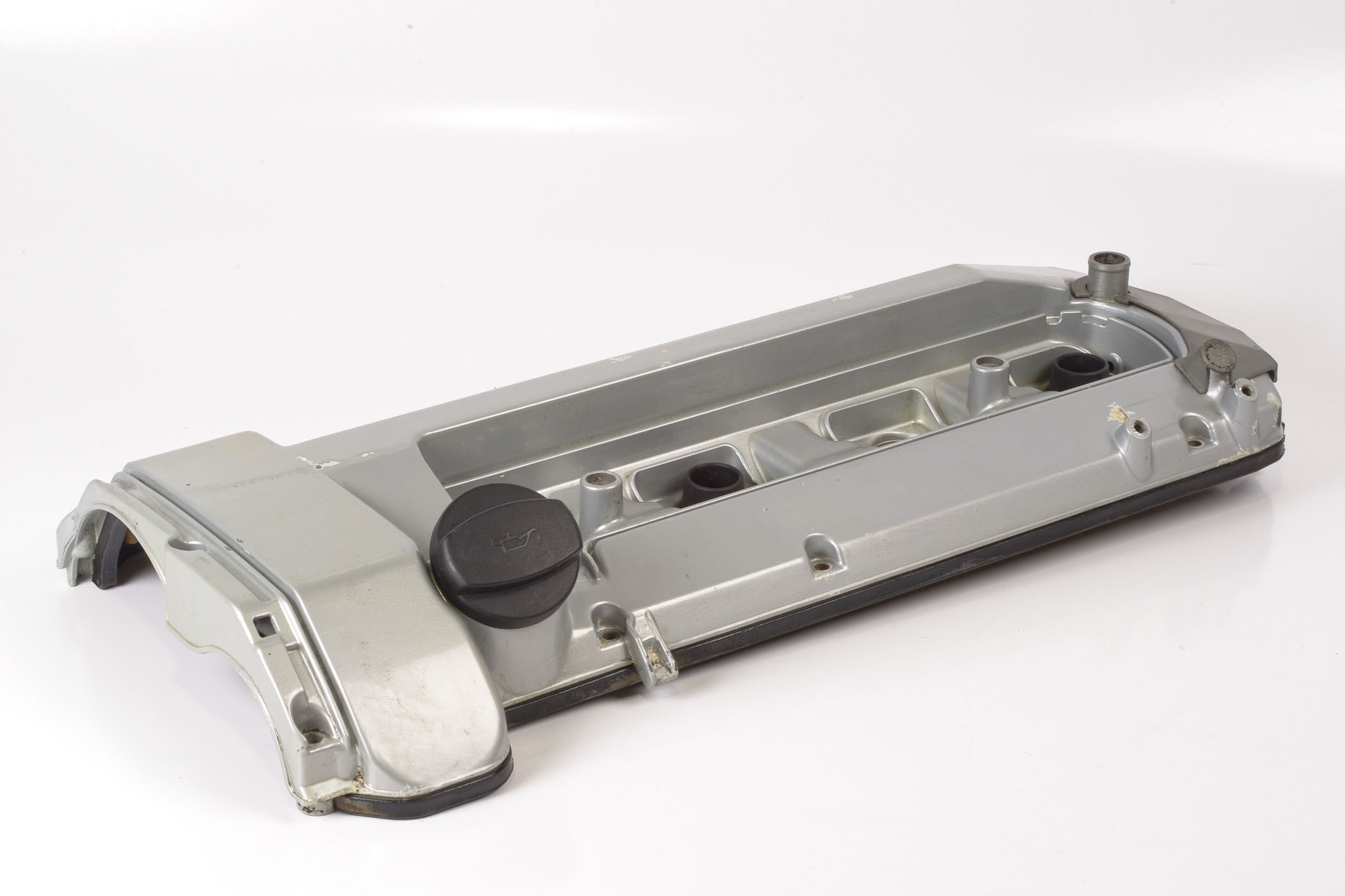 Mercedes 1190160105 Valve Cylinder Head Cover - Right | R129 SL W140 S W210 E