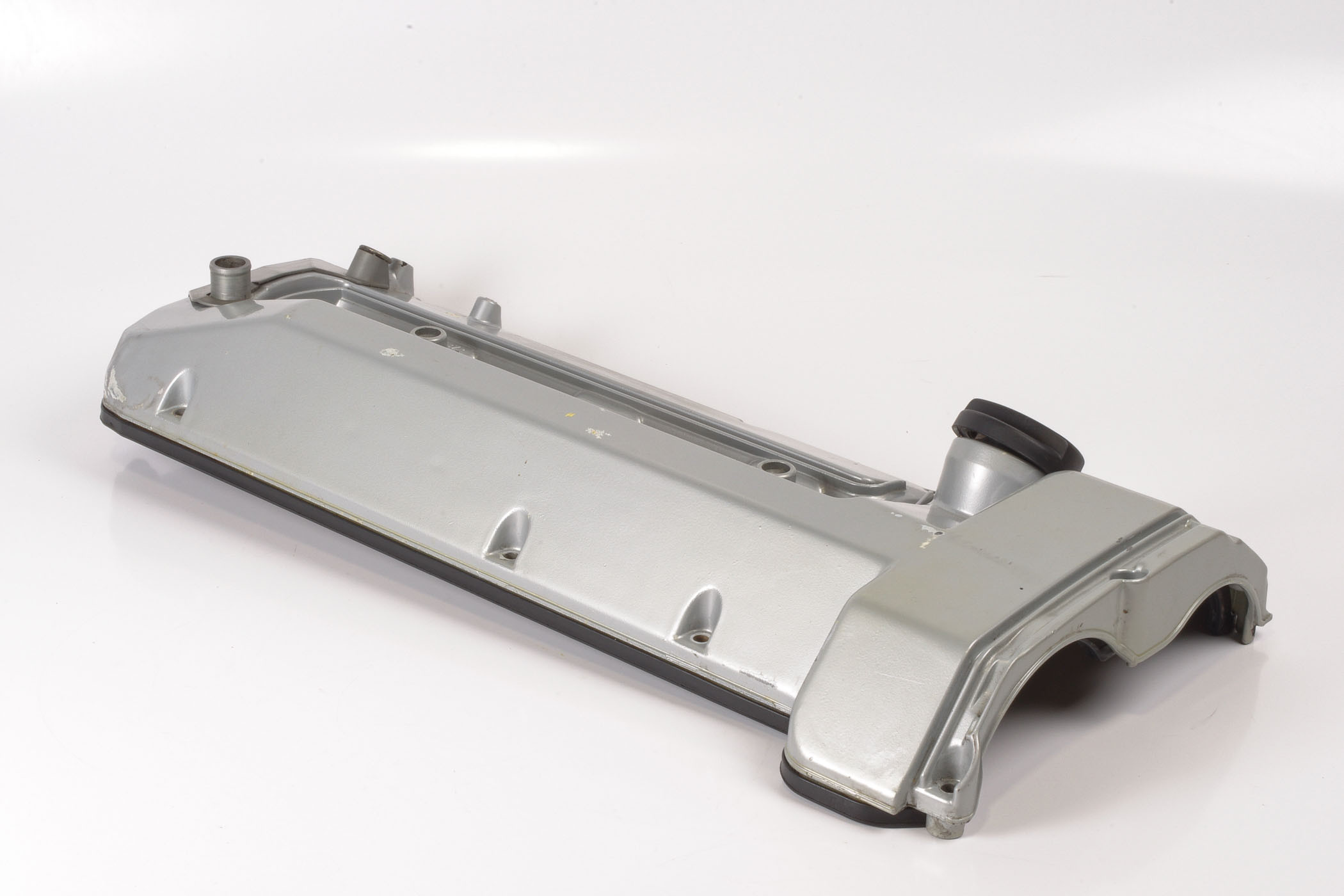 Mercedes 1190160105 Valve Cylinder Head Cover - Right | R129 SL W140 S W210 E