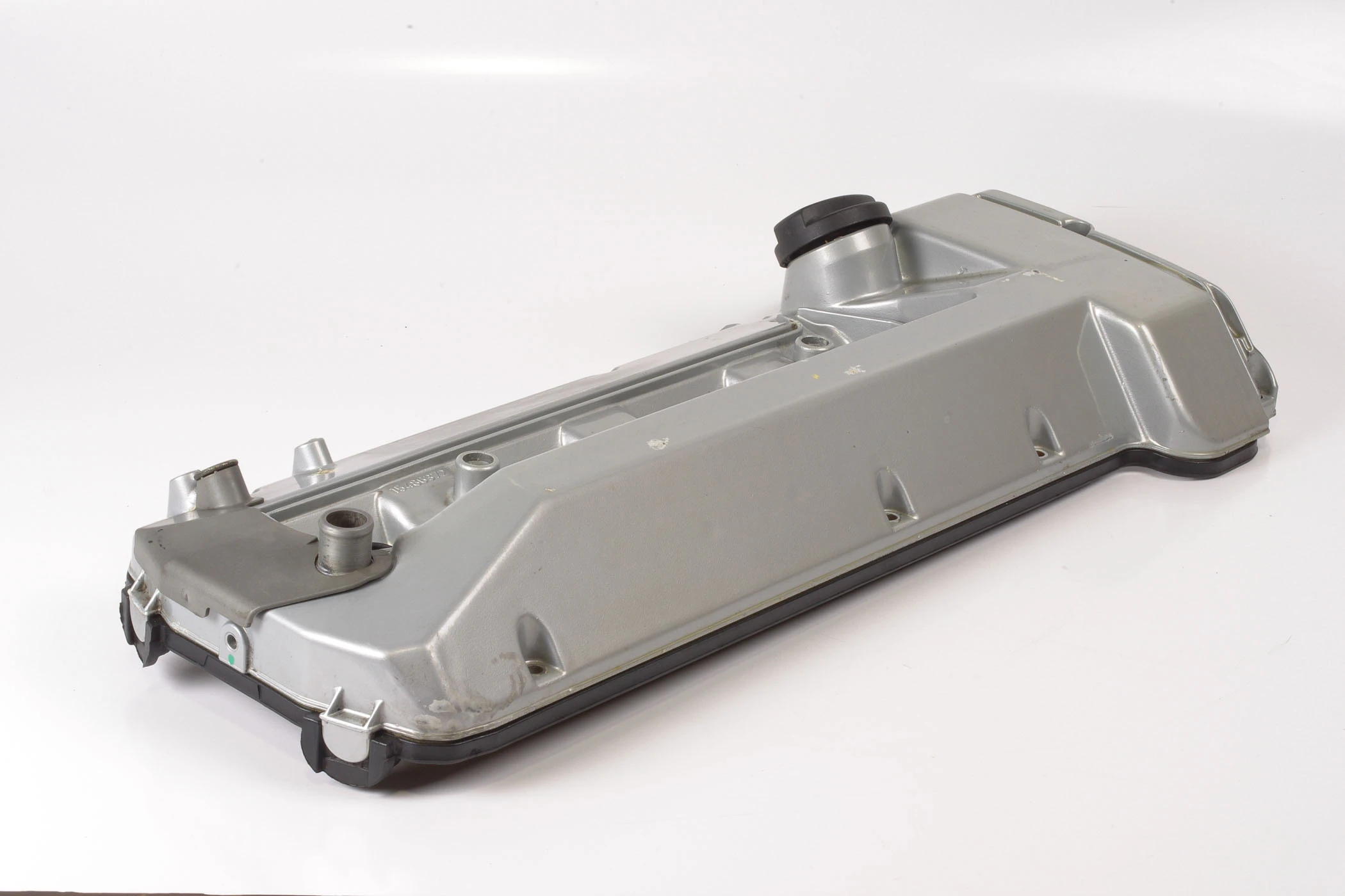 Mercedes 1190160105 Valve Cylinder Head Cover - Right | R129 SL W140 S W210 E