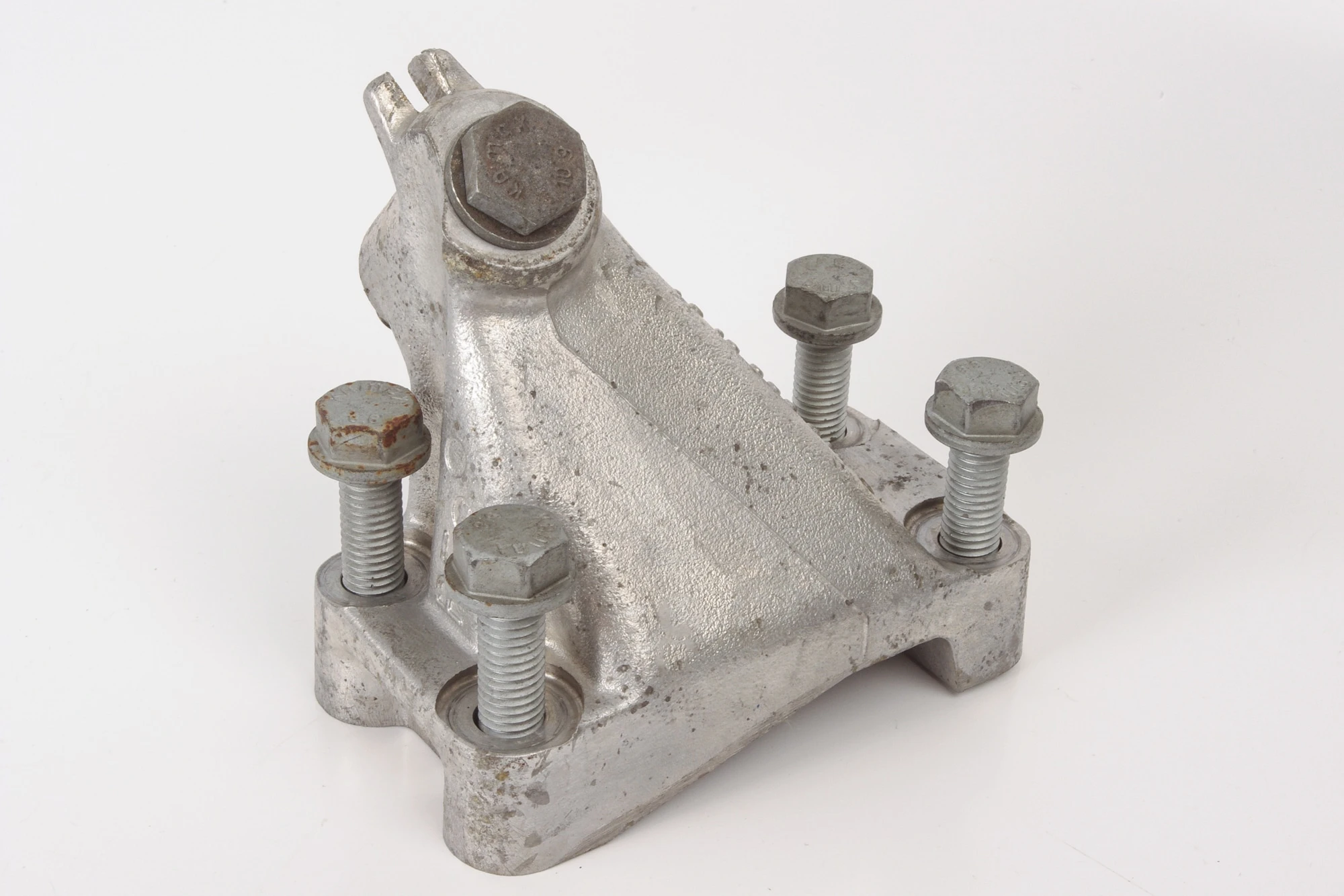 Mercedes 1192233104 Engine Mount Bracket - Left | R129 SL