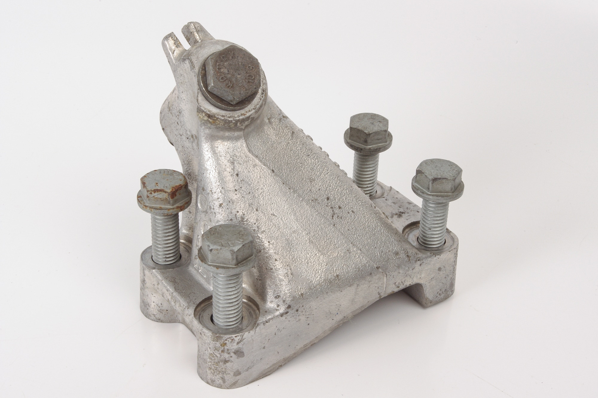 Mercedes 1192233104 Engine Mount Bracket - Left | R129 SL