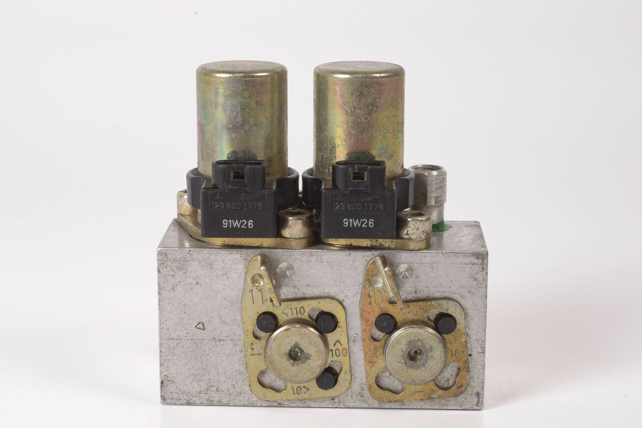 Mercedes 1298002178 Roof Hydraulic Valve Block | R129 SL