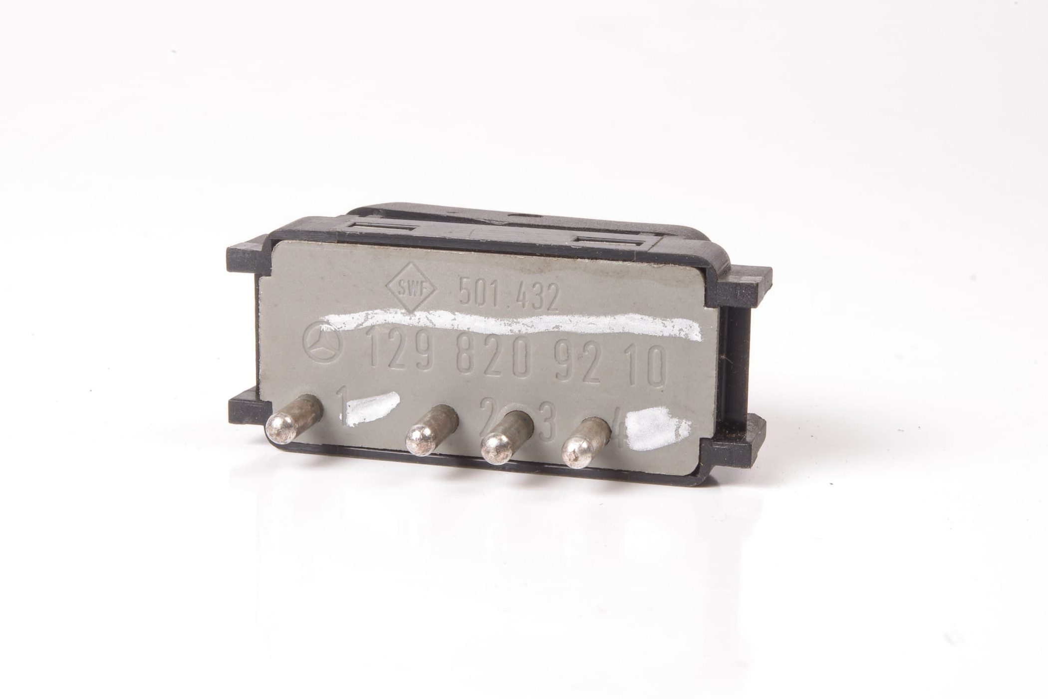 Mercedes 1298209210 Horn Switch | W124 E W126 S R129 SL