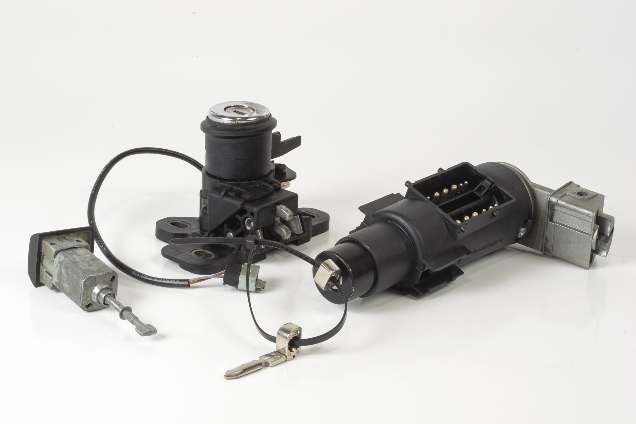 Mercedes 1404601404 Lock Set x2 | R129 SL W140 V140 C140 S