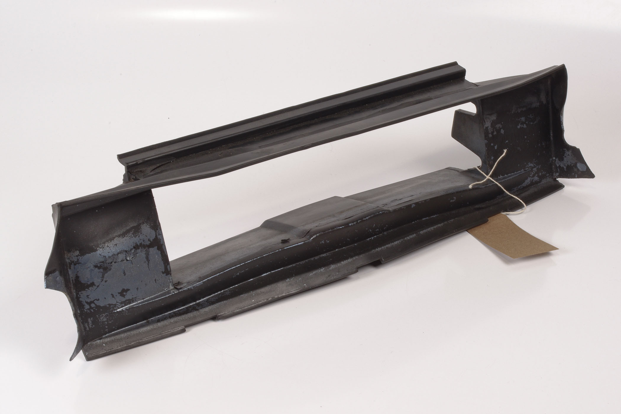 Mercedes 1298890136 Oil Cooler Support | R129 SL