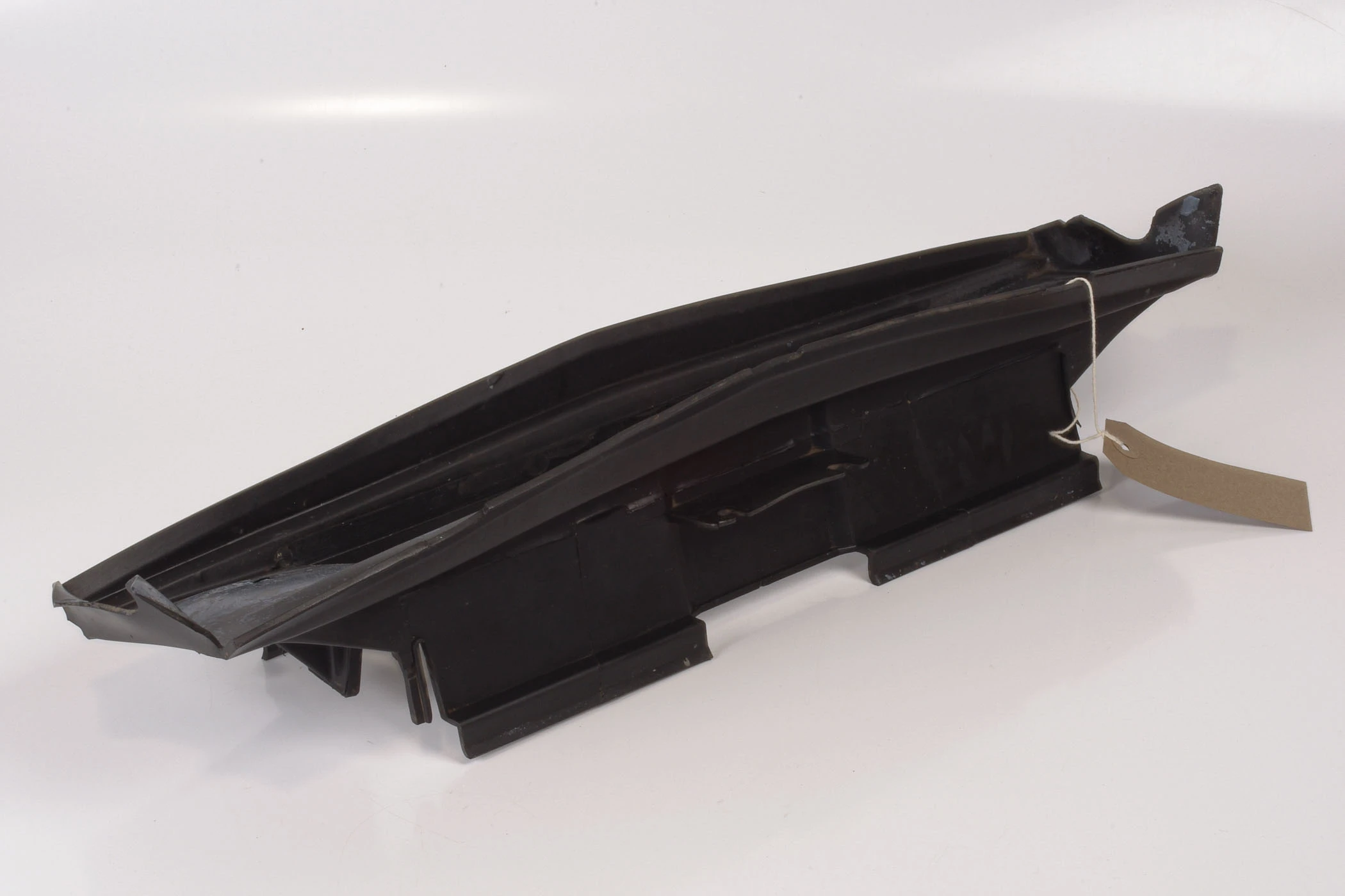 Mercedes 1298890136 Oil Cooler Support | R129 SL