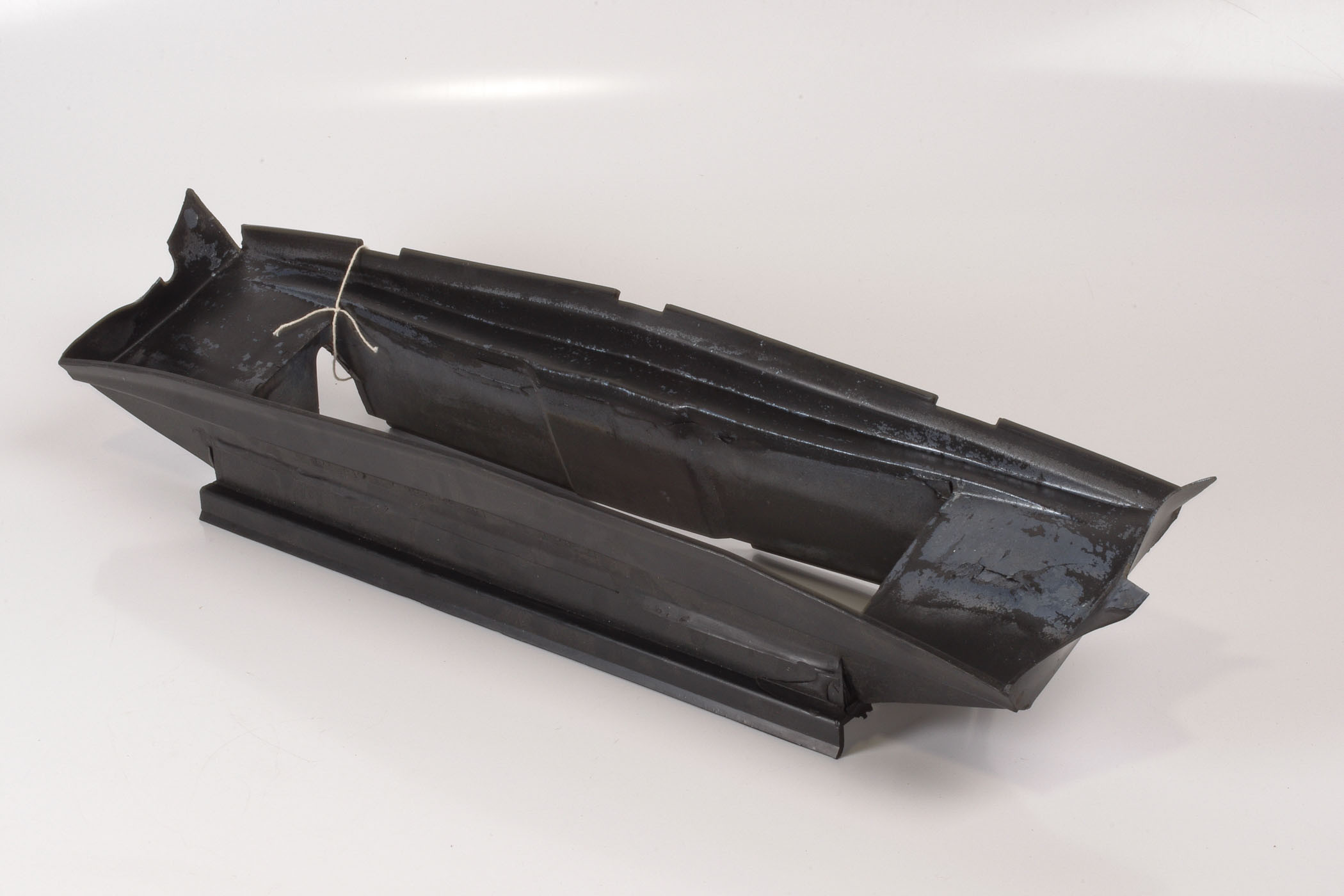 Mercedes 1298890136 Oil Cooler Support | R129 SL