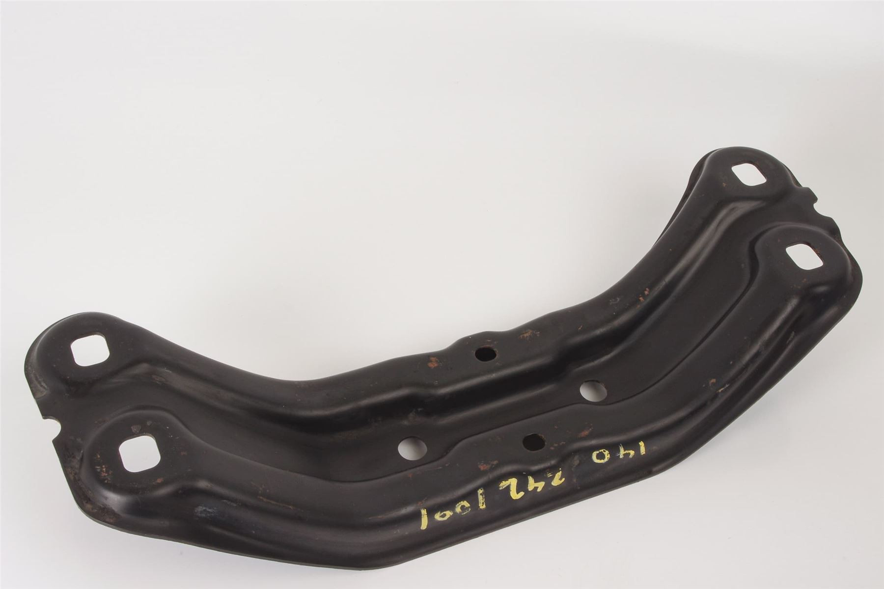 Mercedes 1402421001 Engine Mount Bracket | W140 V140 S