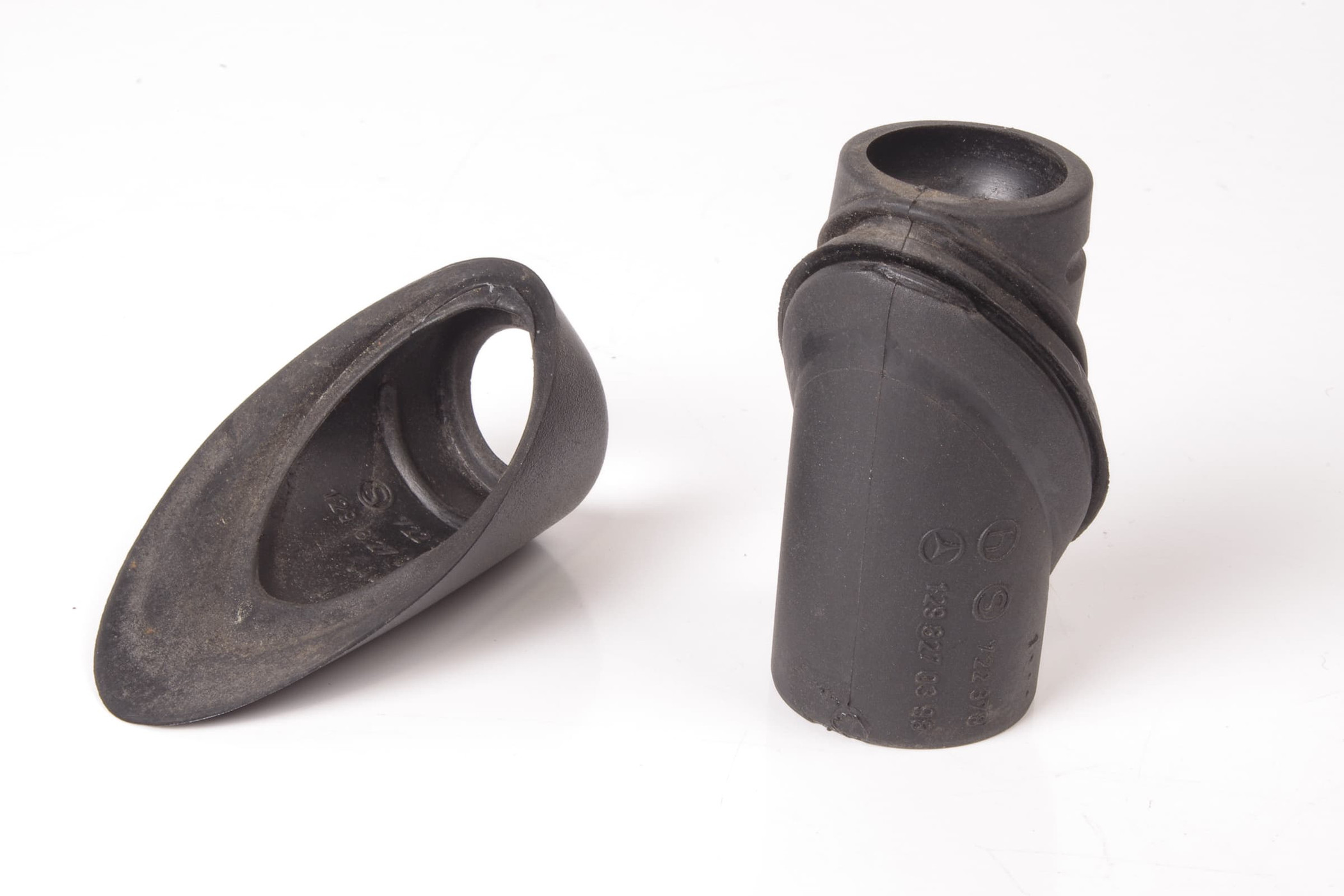 Mercedes 1298270398 Aerial Grommet | R129 SL W140 V140 S