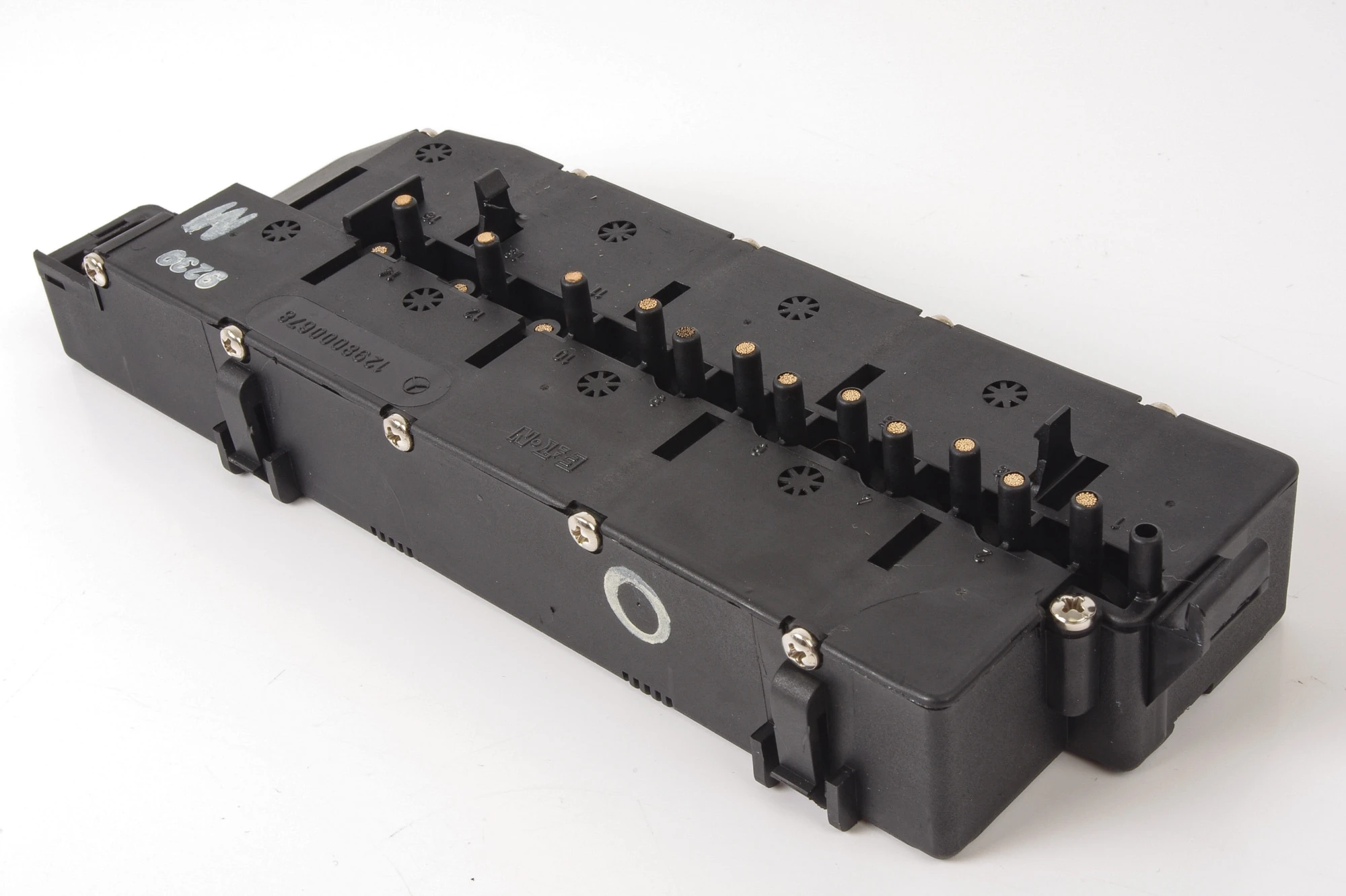 Mercedes 1298000678 Heater Valve Block | R129 SL