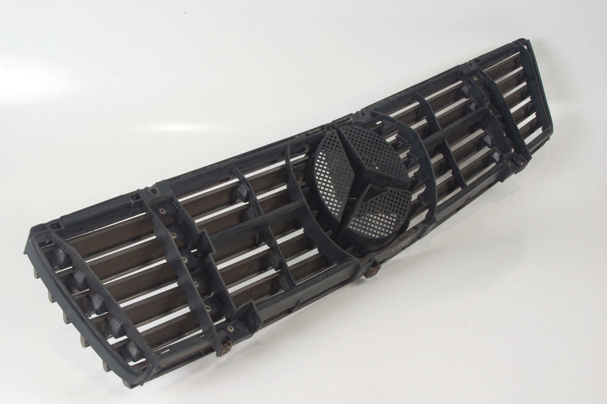 Mercedes 1408880060 Bonnet Grille - Front Silver | R129 SL W140 V140 C140 S