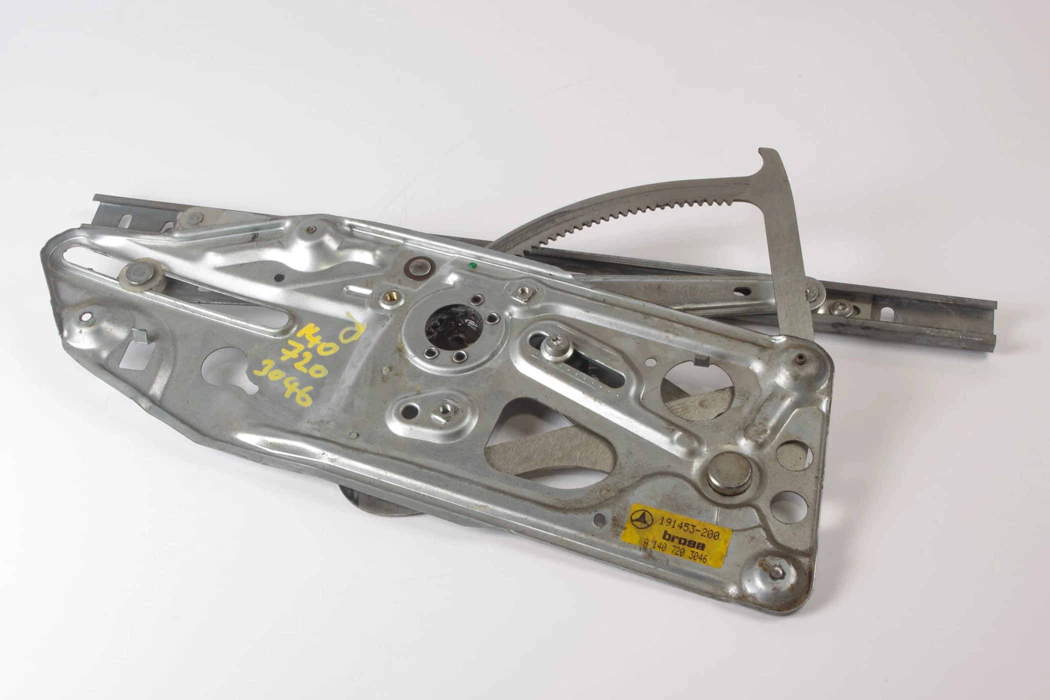 Mercedes 1407203046 Window Regulator - Right | W140 V140 S