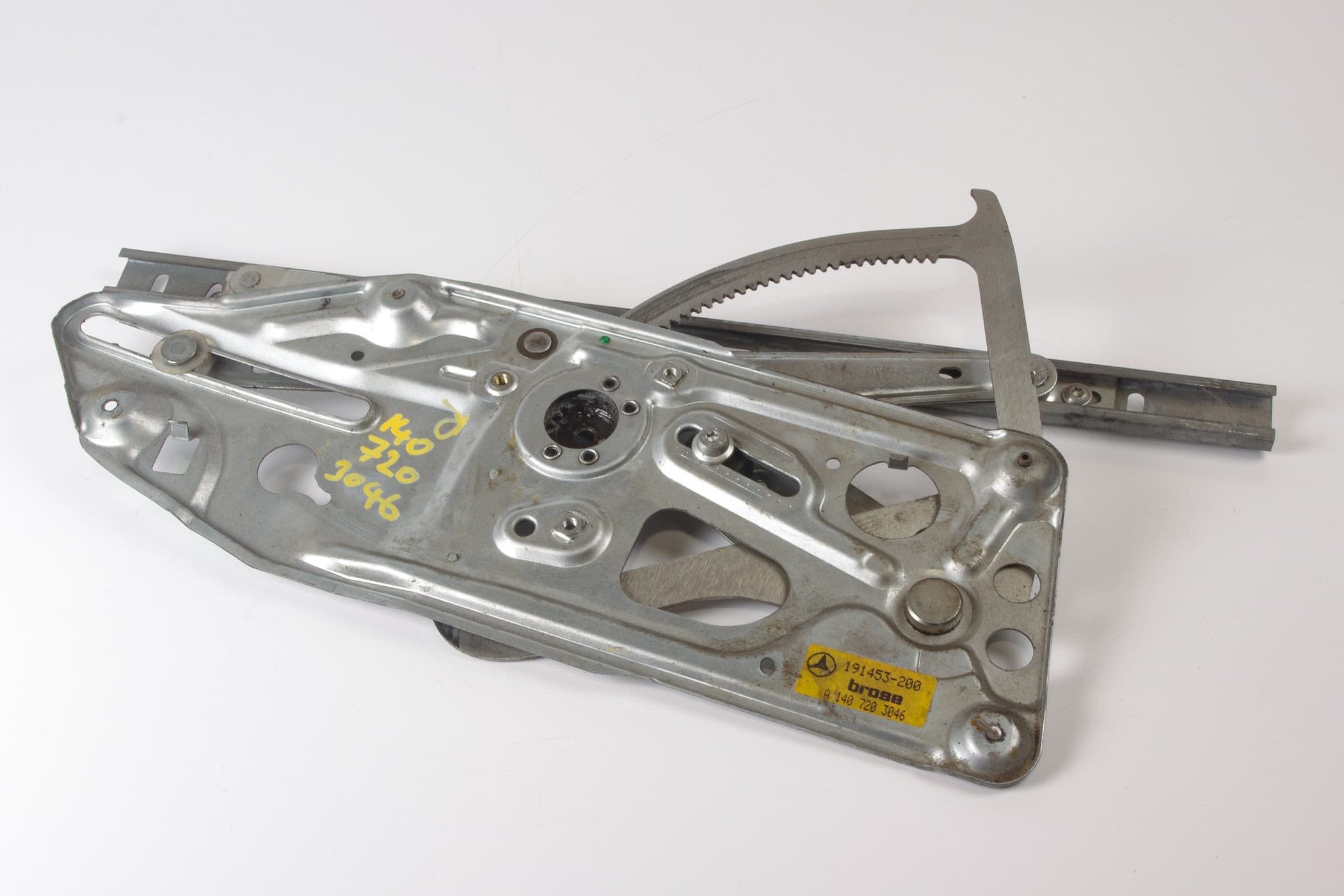 Mercedes 1407203046 Window Regulator - Right | W140 V140 S