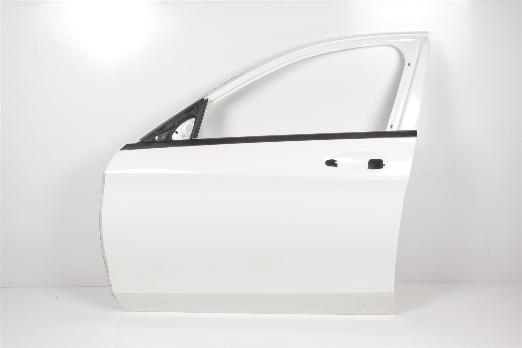 Mercedes 2057200105 Door Shell - Front Left White | W205 S205 C