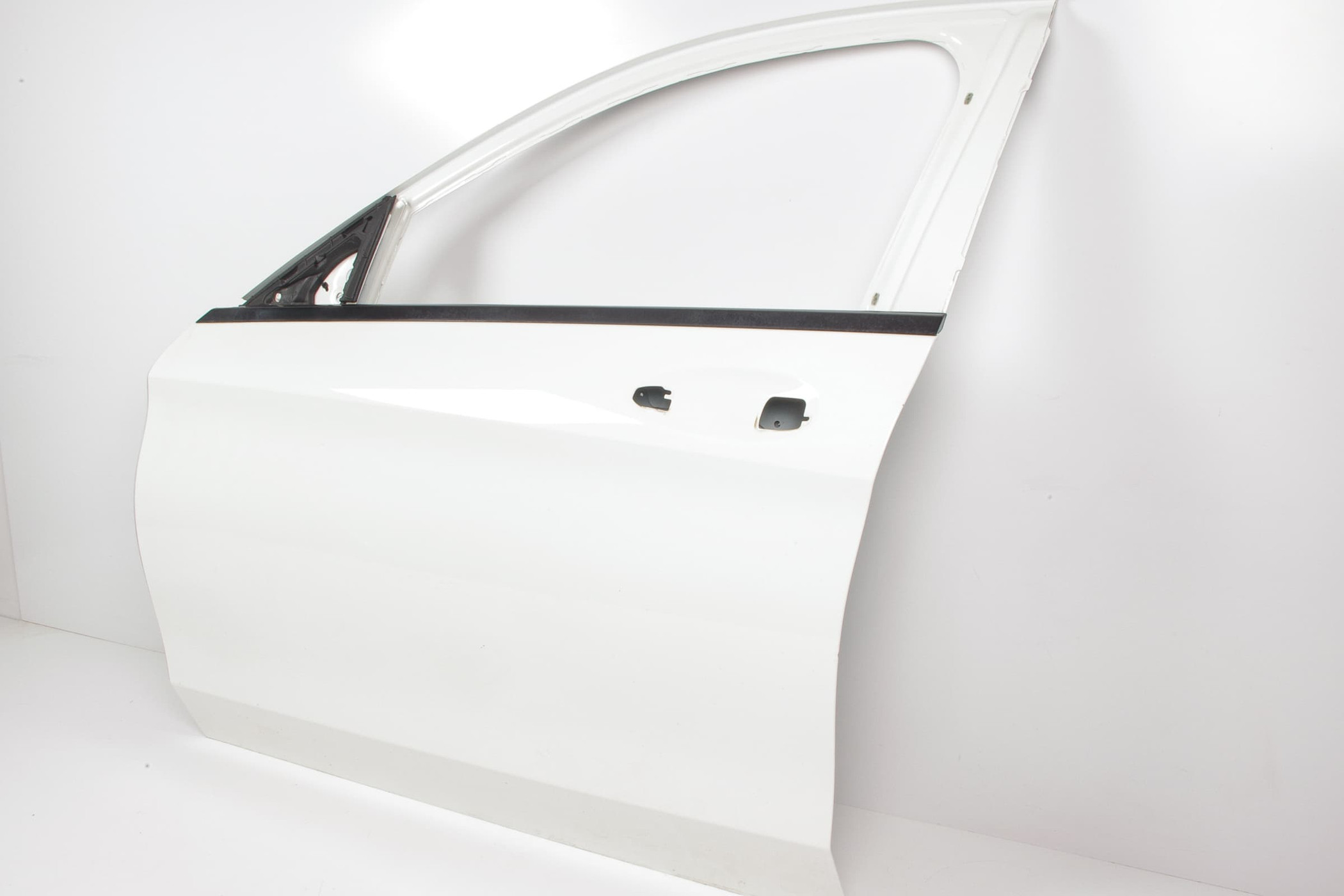 Mercedes 2057200105 Door Shell - Front Left White | W205 S205 C