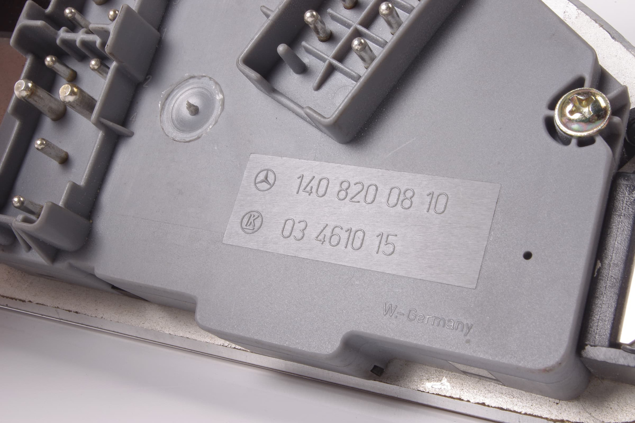 Mercedes 1408200810 Seat Switch & Panel - Right | W140 V140 C140 S