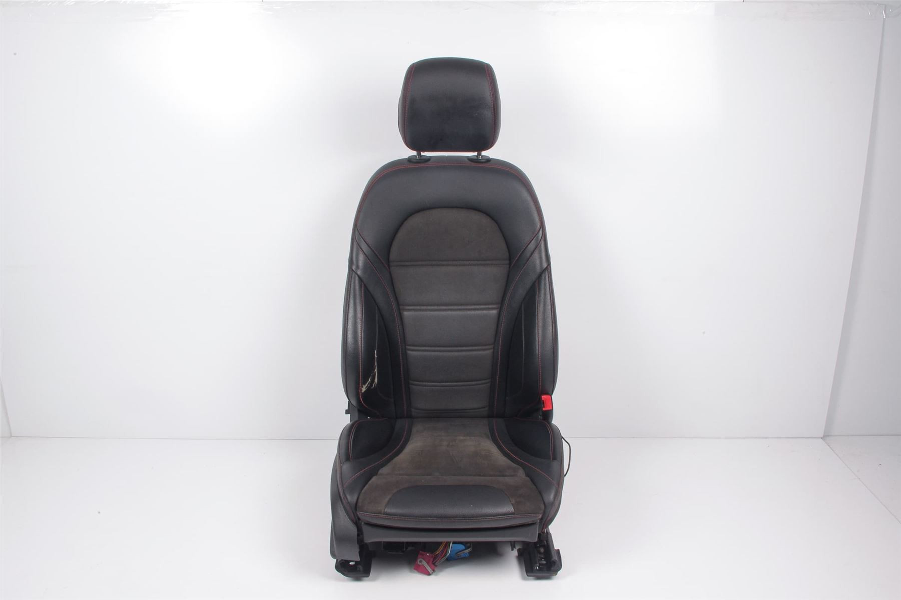 Mercedes 2059109712 AMG Seat - Front Right Black | W205 S205 C X253 GLC