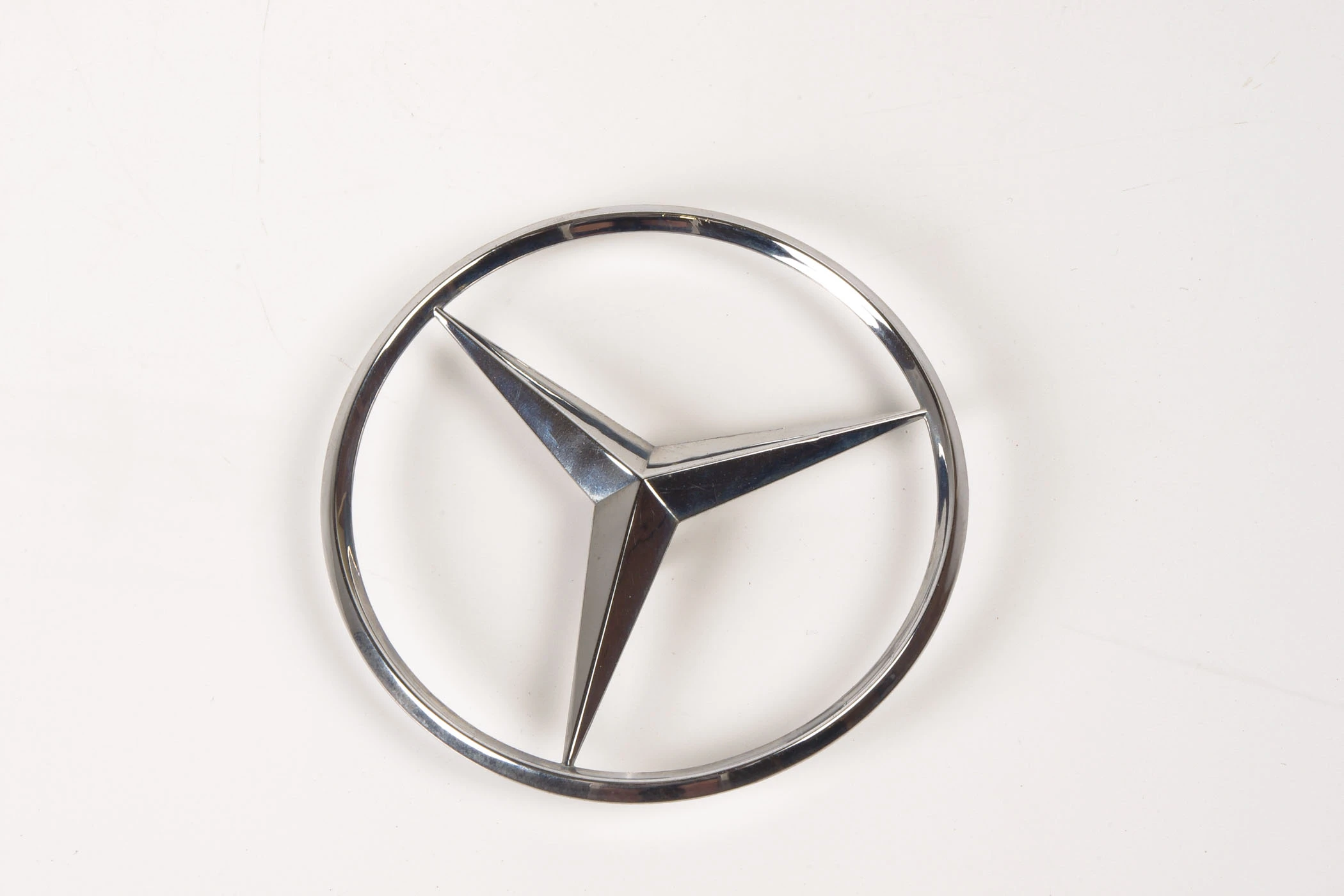 Mercedes 1407580058 Boot Badge | R129 SL W140 V140 C140 S