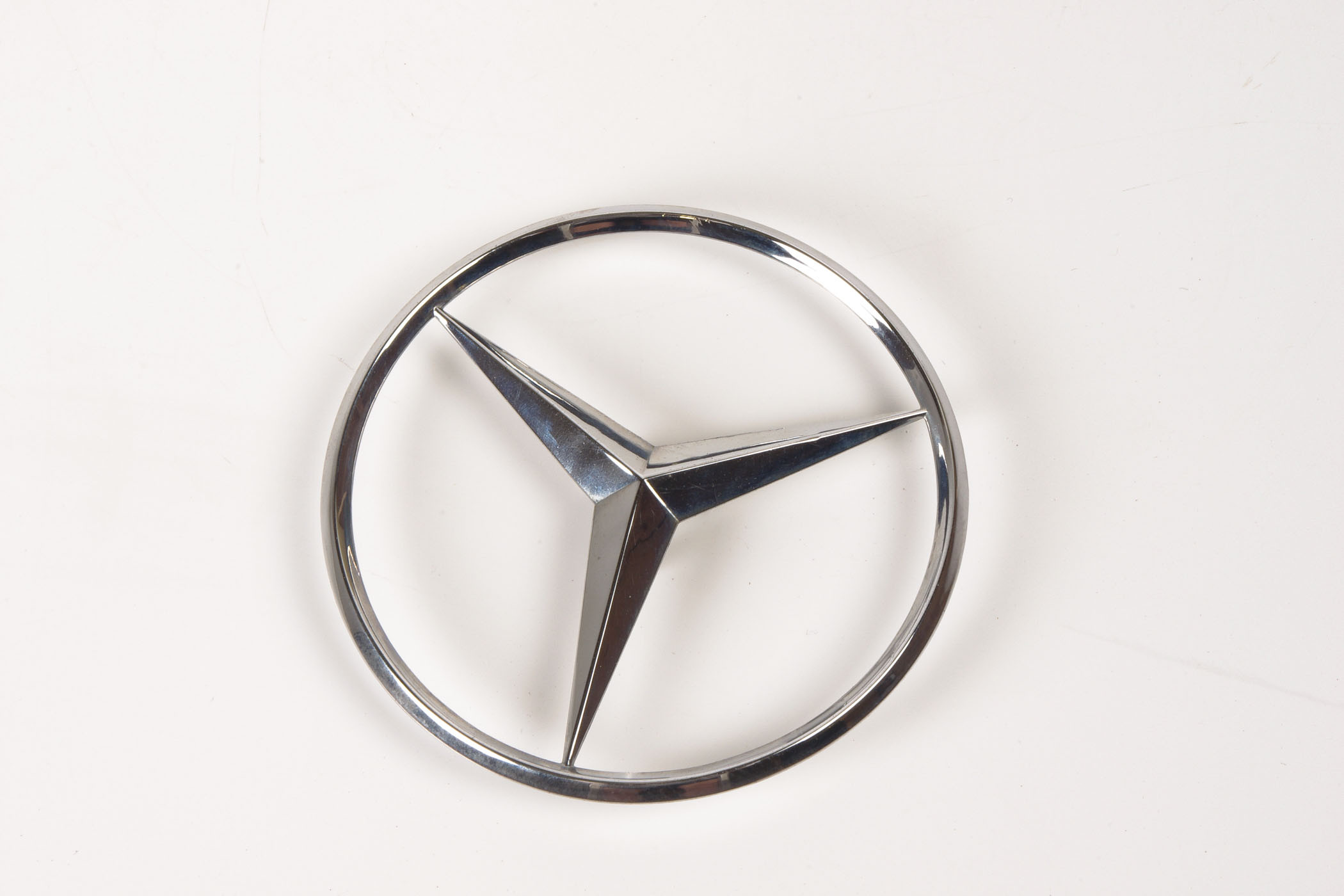 Mercedes 1407580058 Boot Badge | R129 SL W140 V140 C140 S