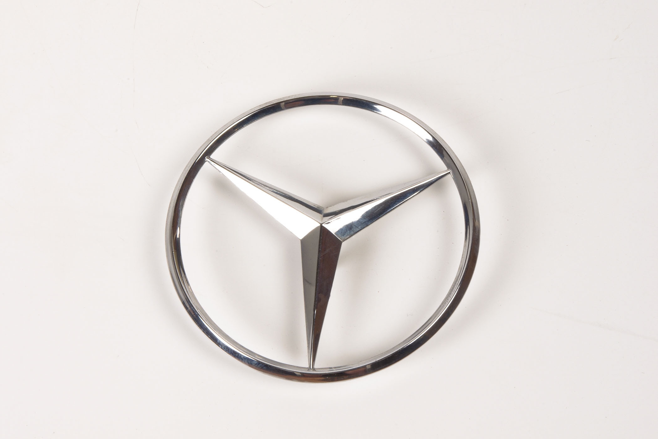 Mercedes 1407580058 Boot Badge | R129 SL W140 V140 C140 S